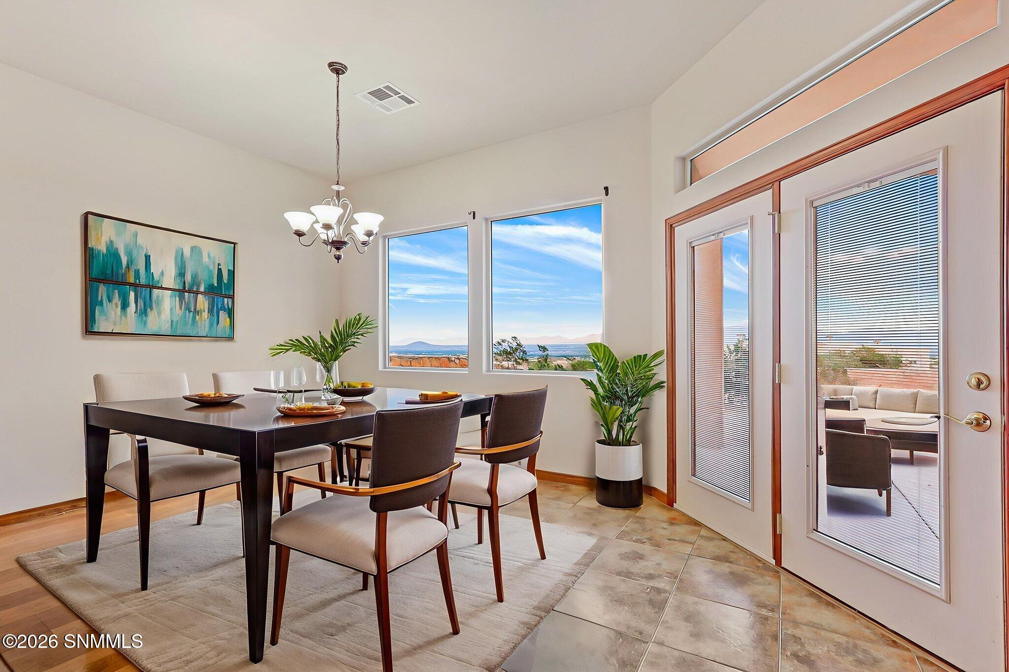 1216 Sonnet Court Property Photo 15