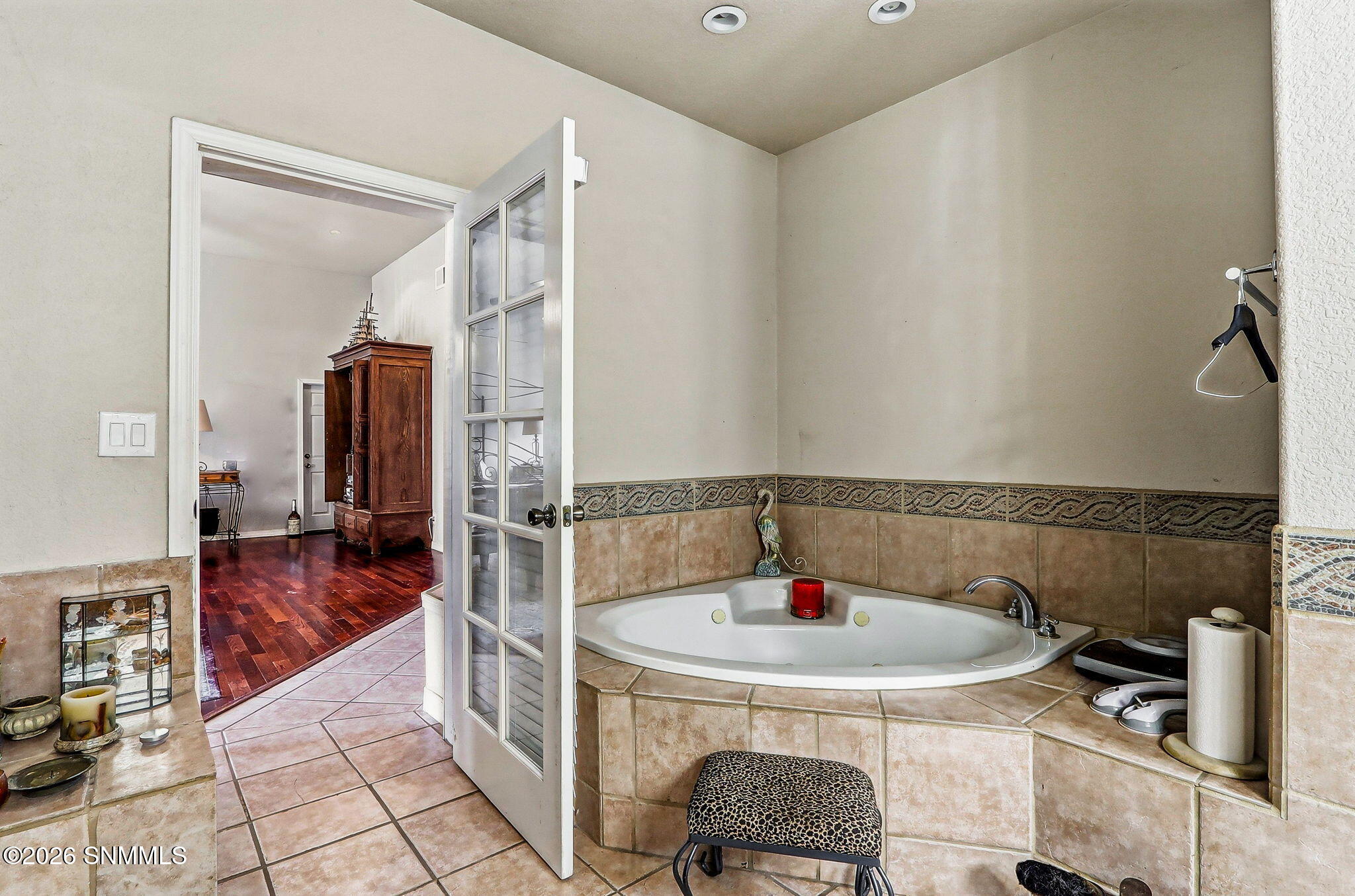 7005 Mcnutt Road Property Photo 24