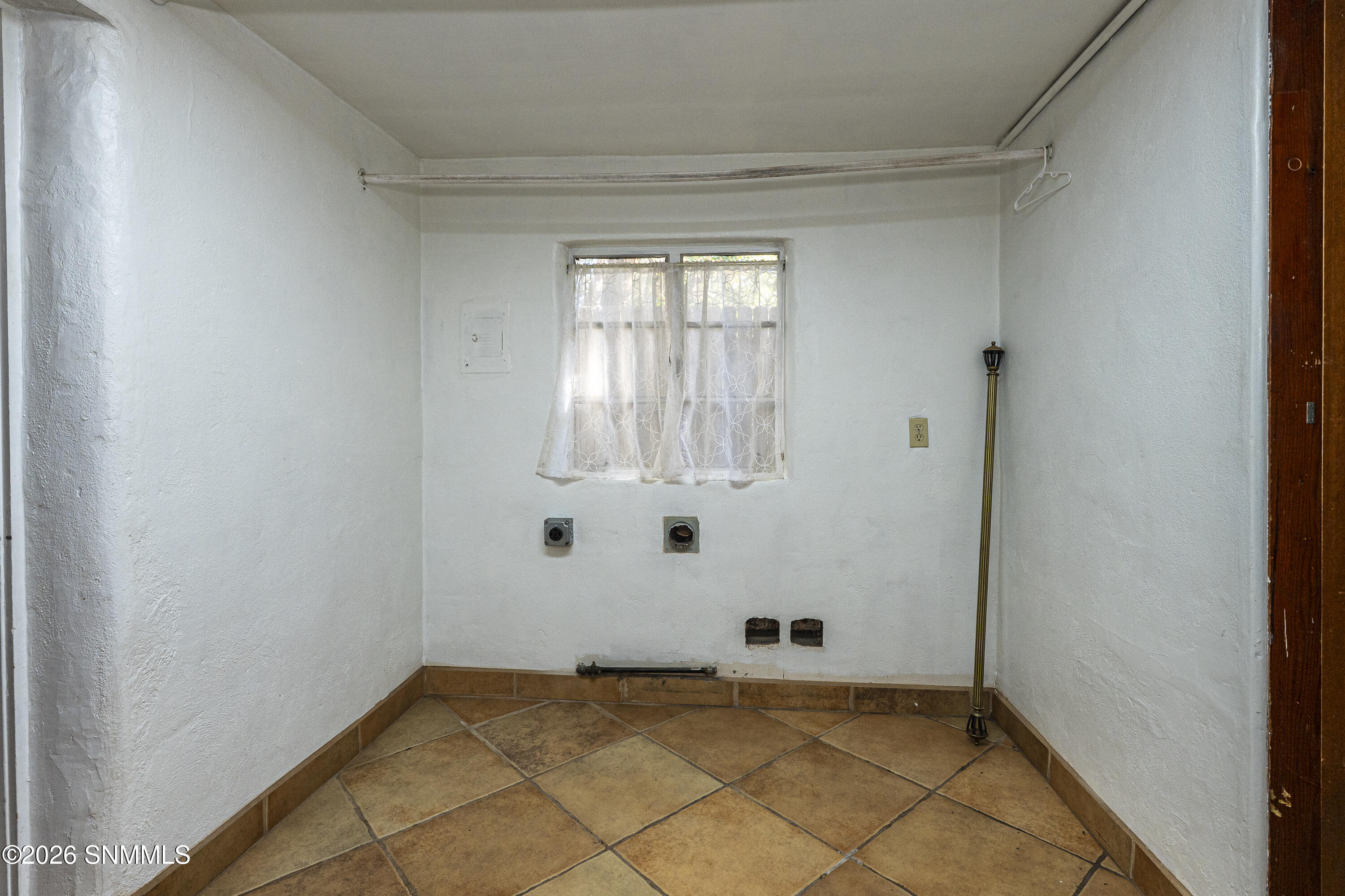 904 3rd Street Property Photo 36