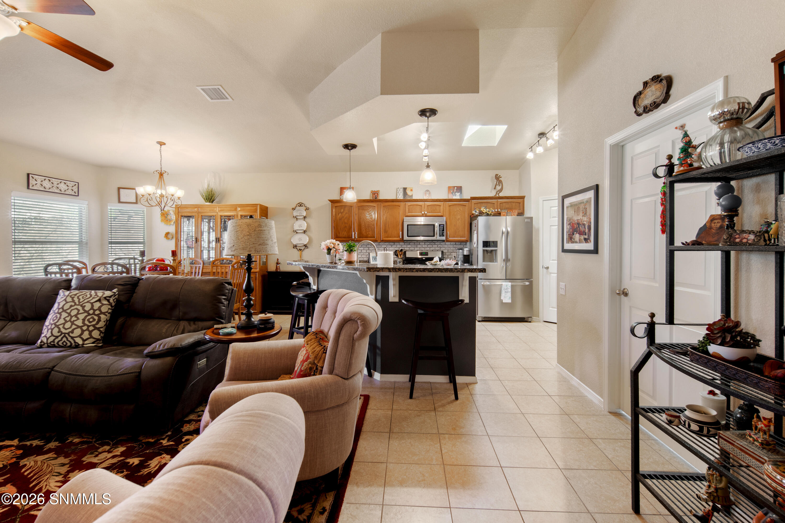 5805 Wales Drive Property Photo 7