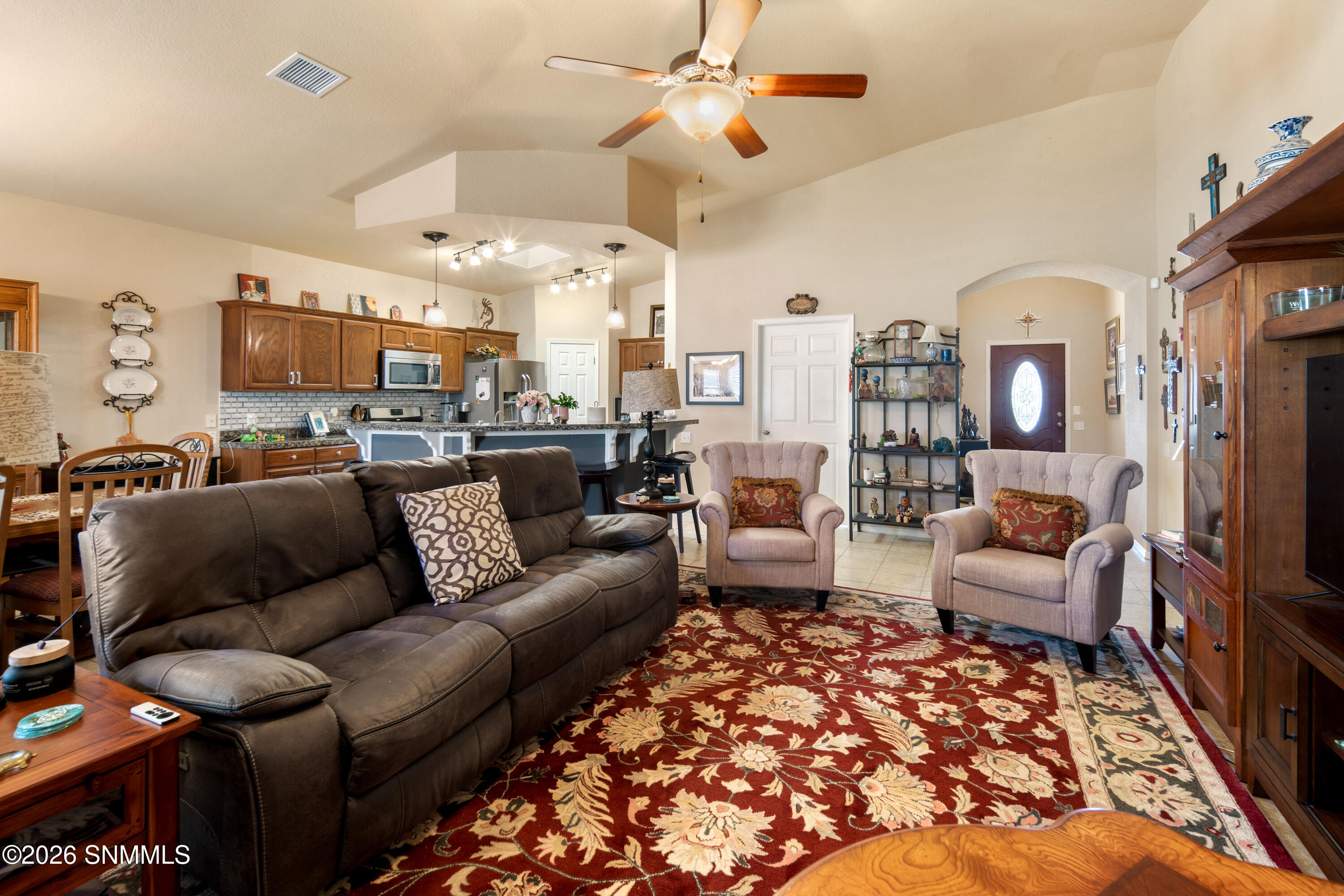 5805 Wales Drive Property Photo 11