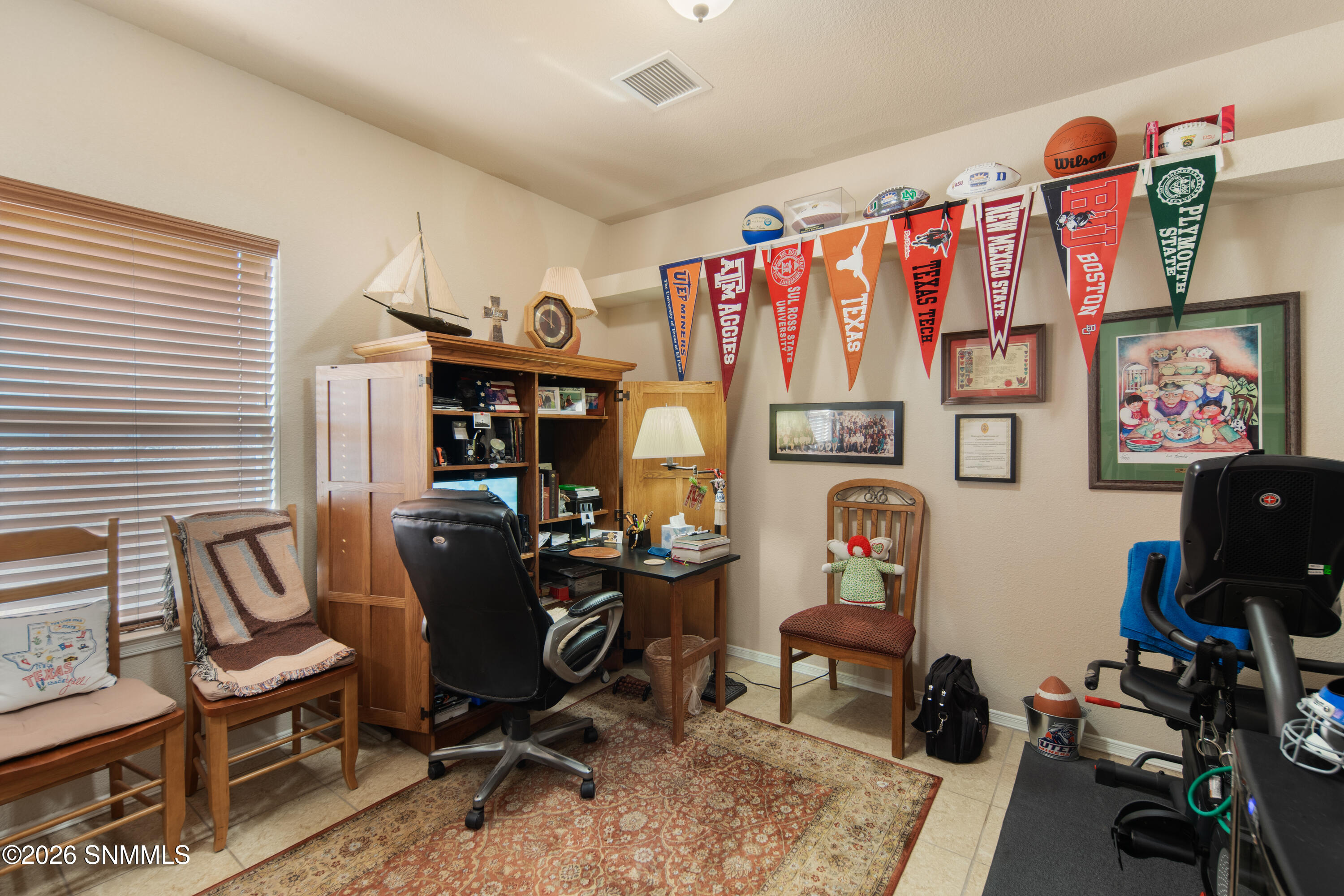 5805 Wales Drive Property Photo 17