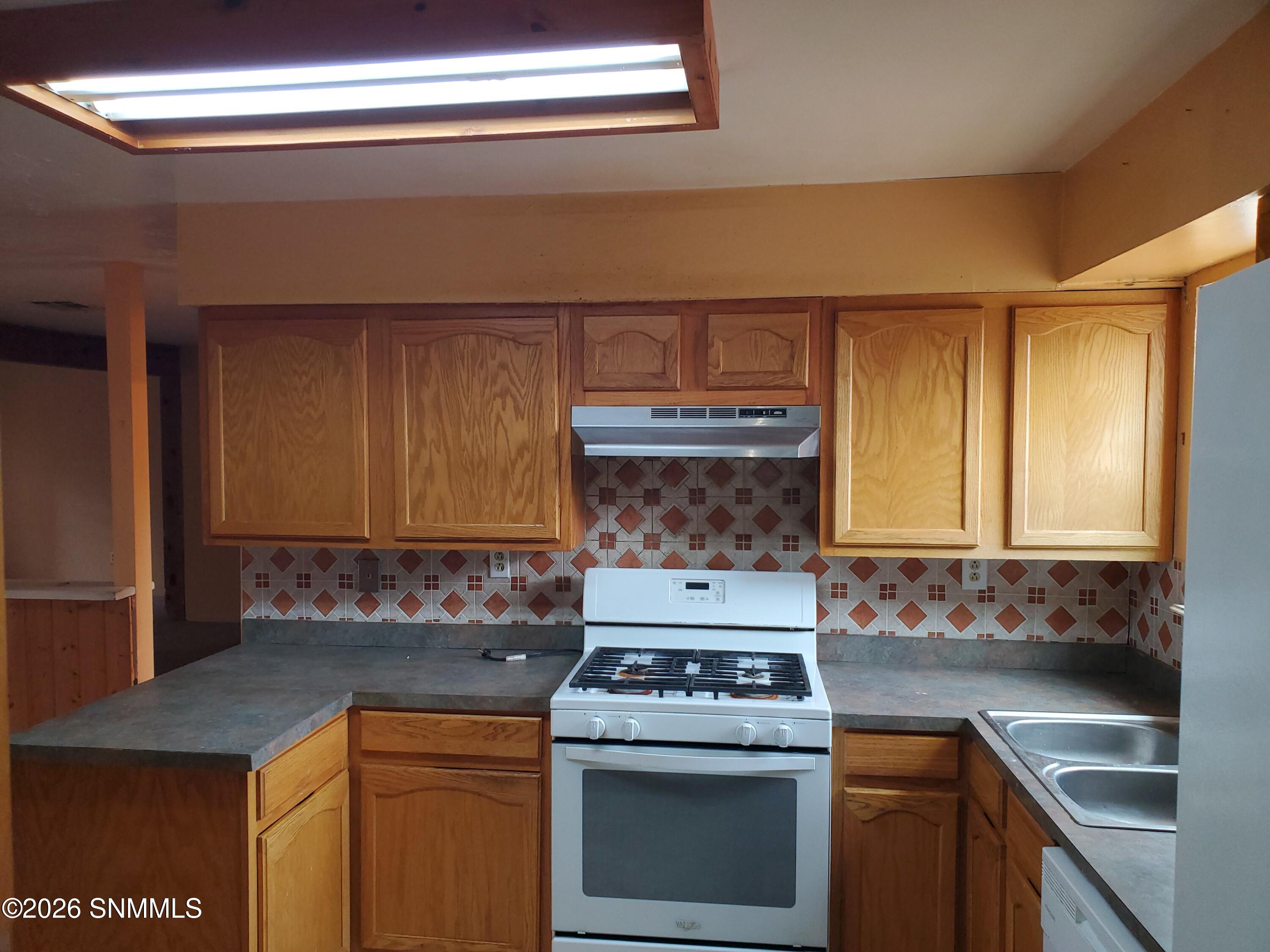 9204 Butterfield Boulevard Property Photo 10