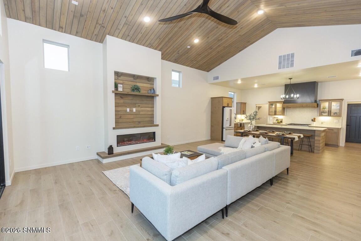 6735 Fairchild Loop Property Photo 15