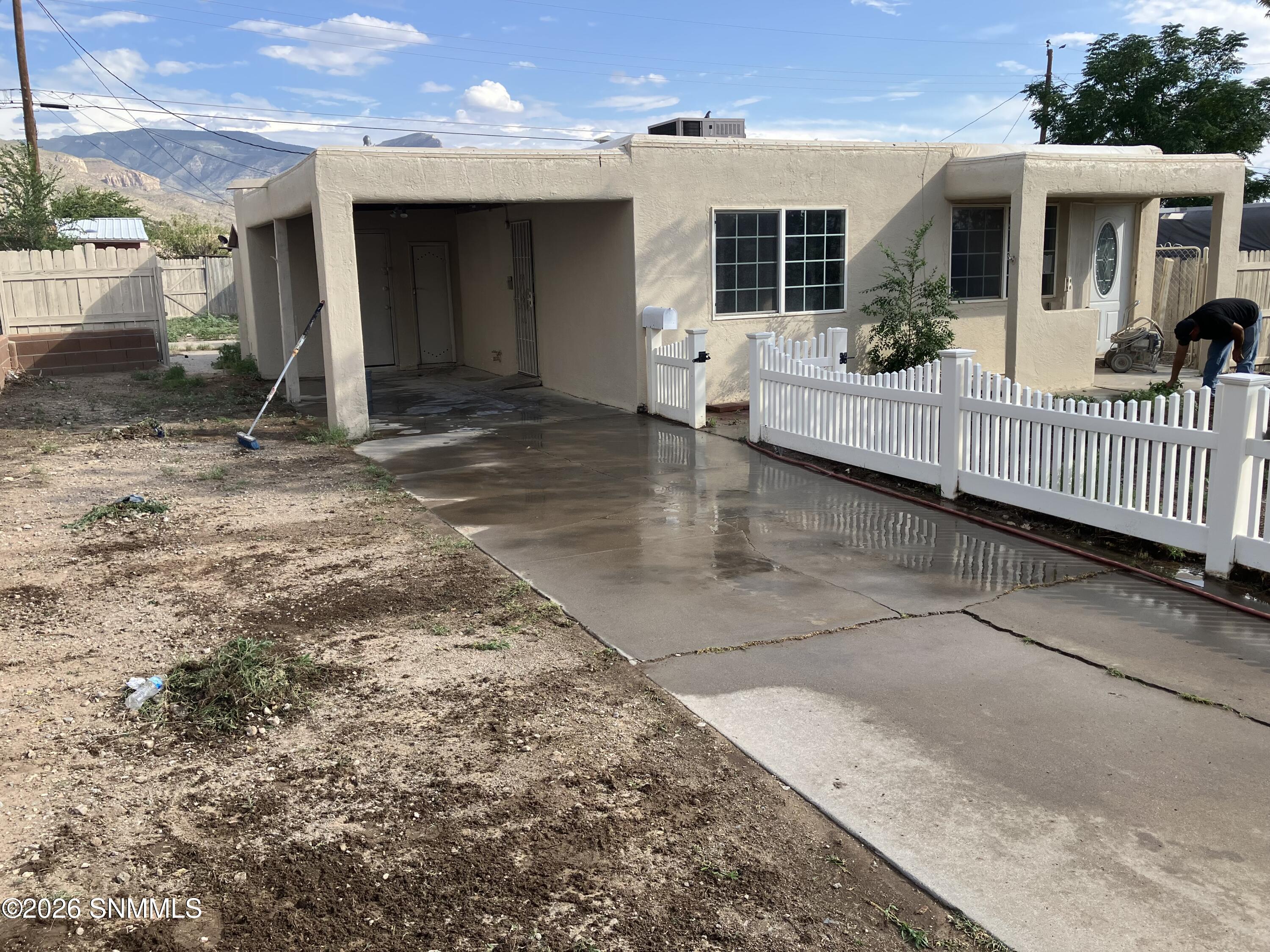 1902 Bellamah Drive Property Photo 1