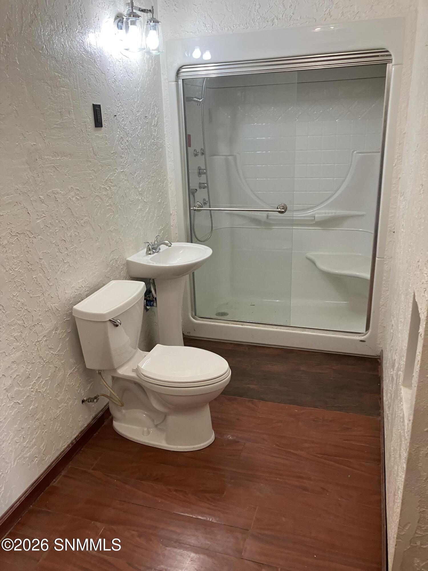 1902 Bellamah Drive Property Photo 3