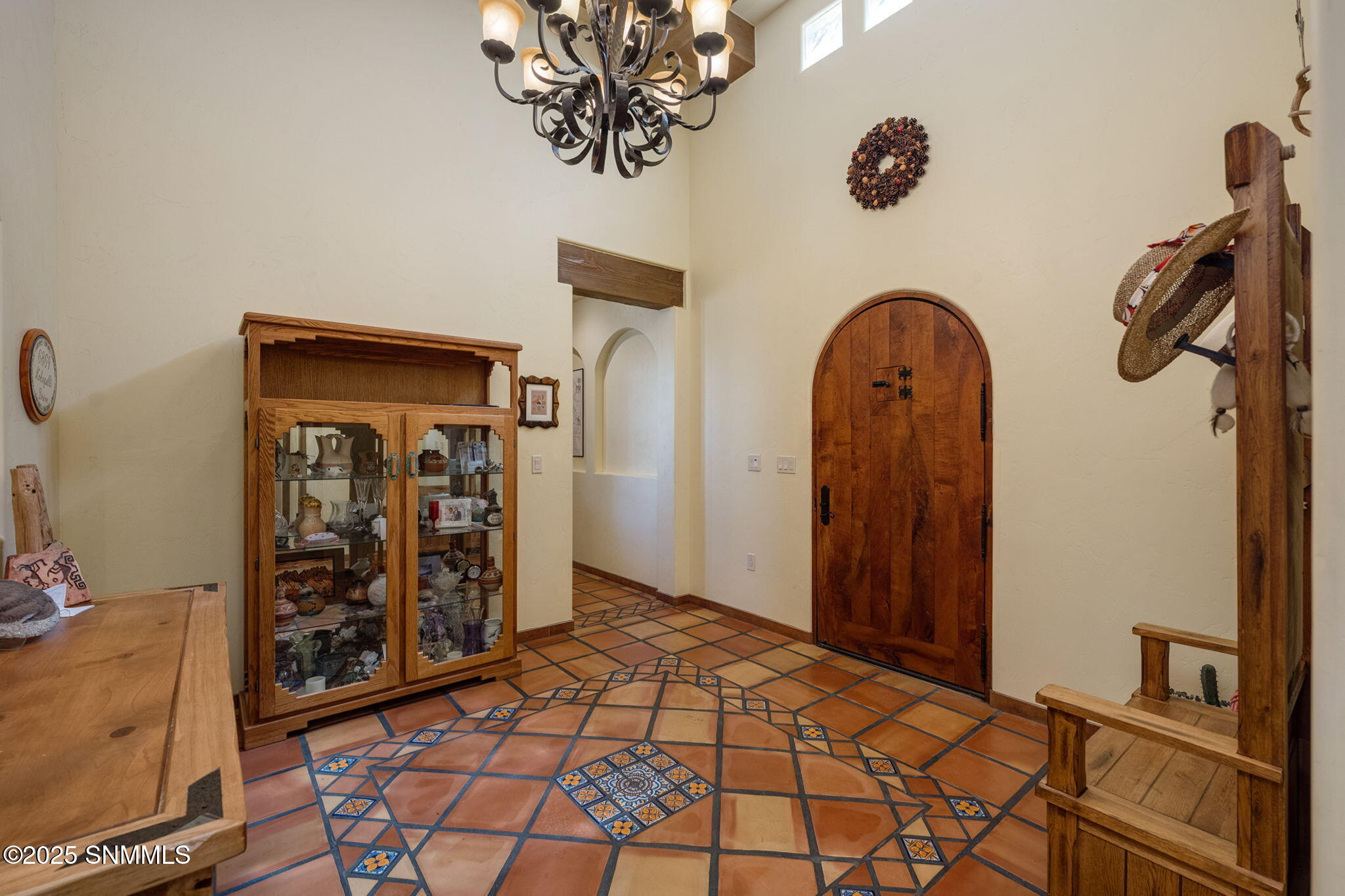 6145 Luna De Oro Property Photo 9