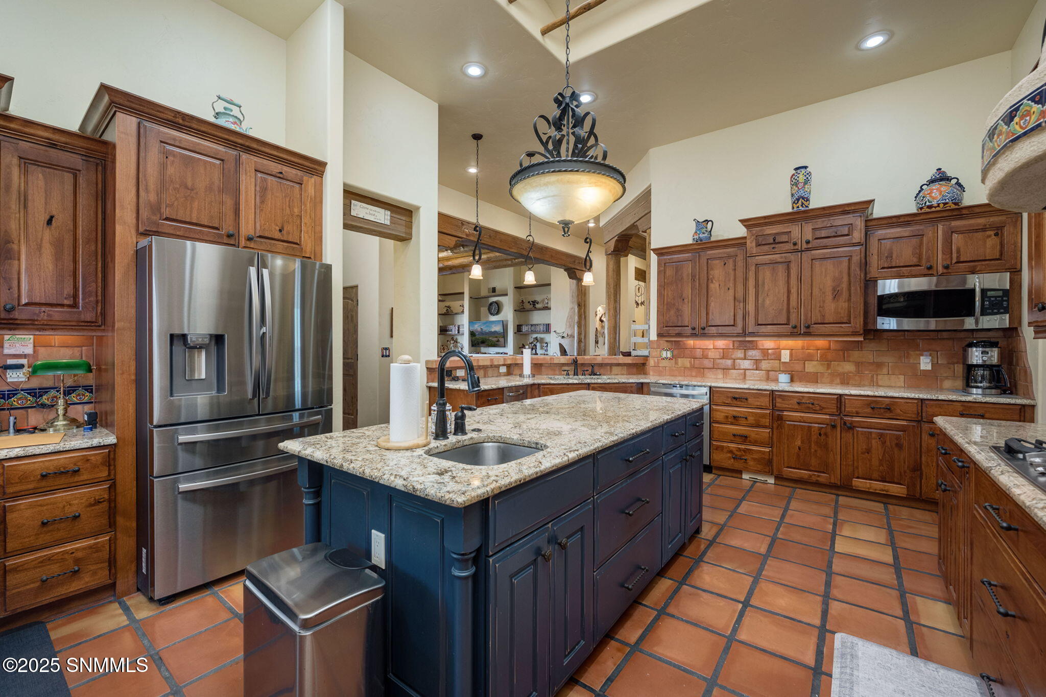 6145 Luna De Oro Property Photo 16