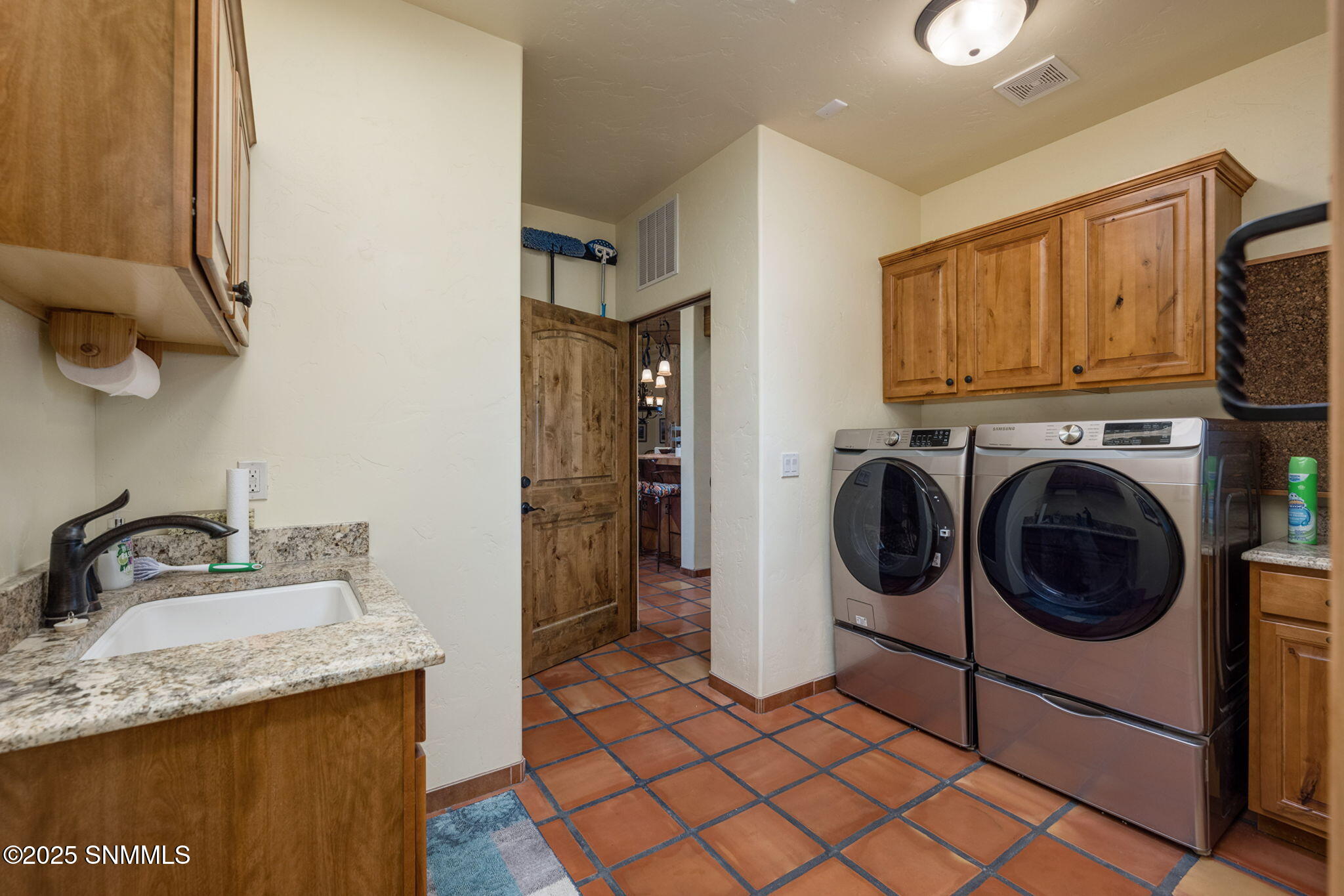 6145 Luna De Oro Property Photo 29