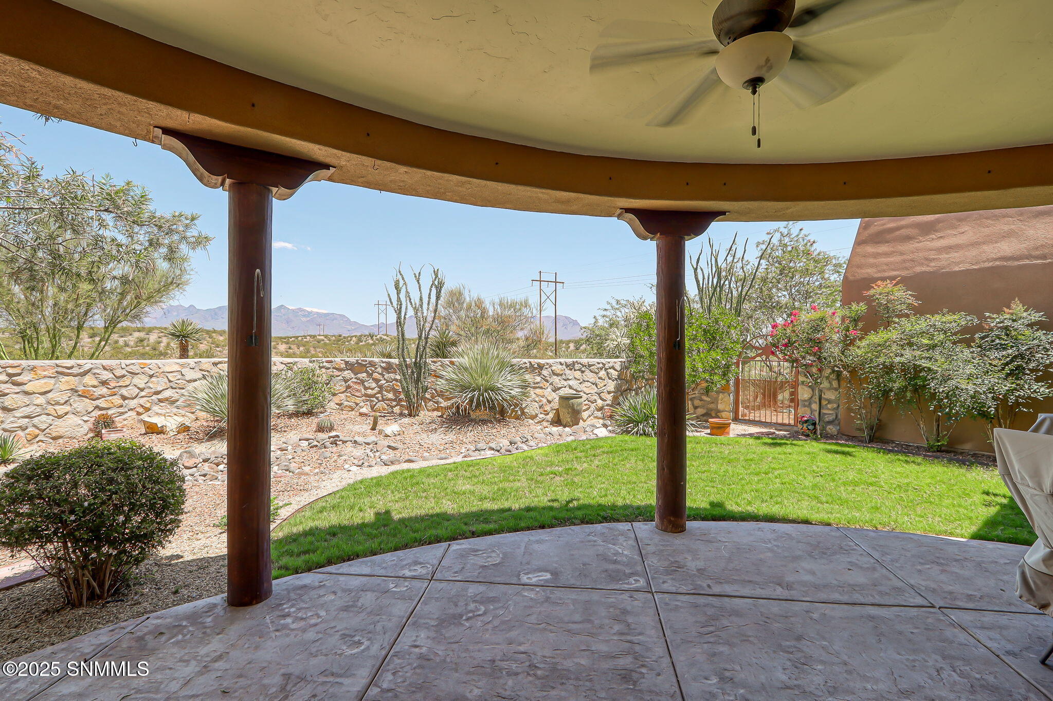 6145 Luna De Oro Property Photo 45