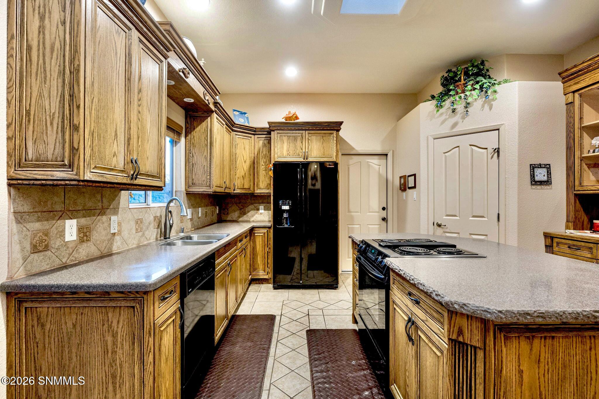 3548 Cave Creek Property Photo 18