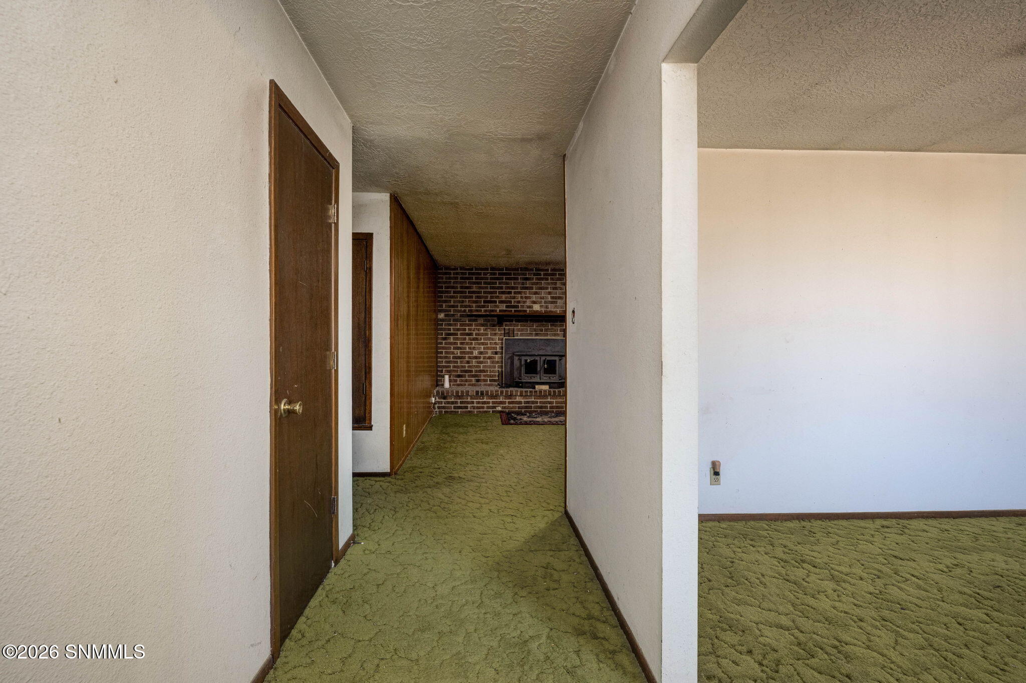 340 Clover Drive Property Photo 7