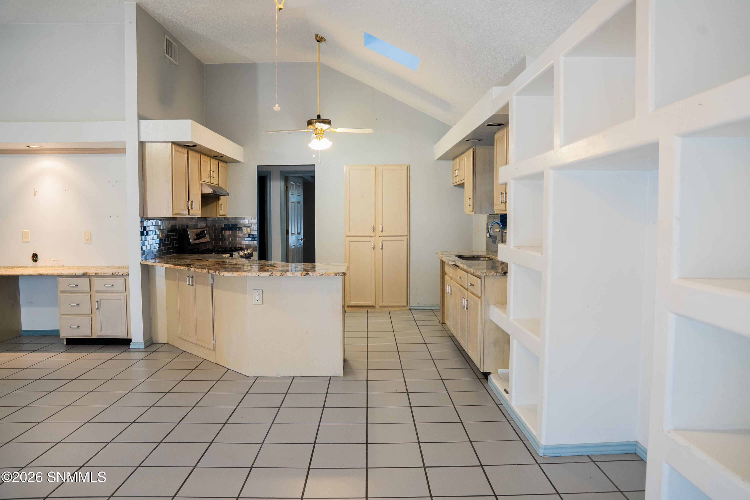140 Torrey Pines Drive Property Photo 16