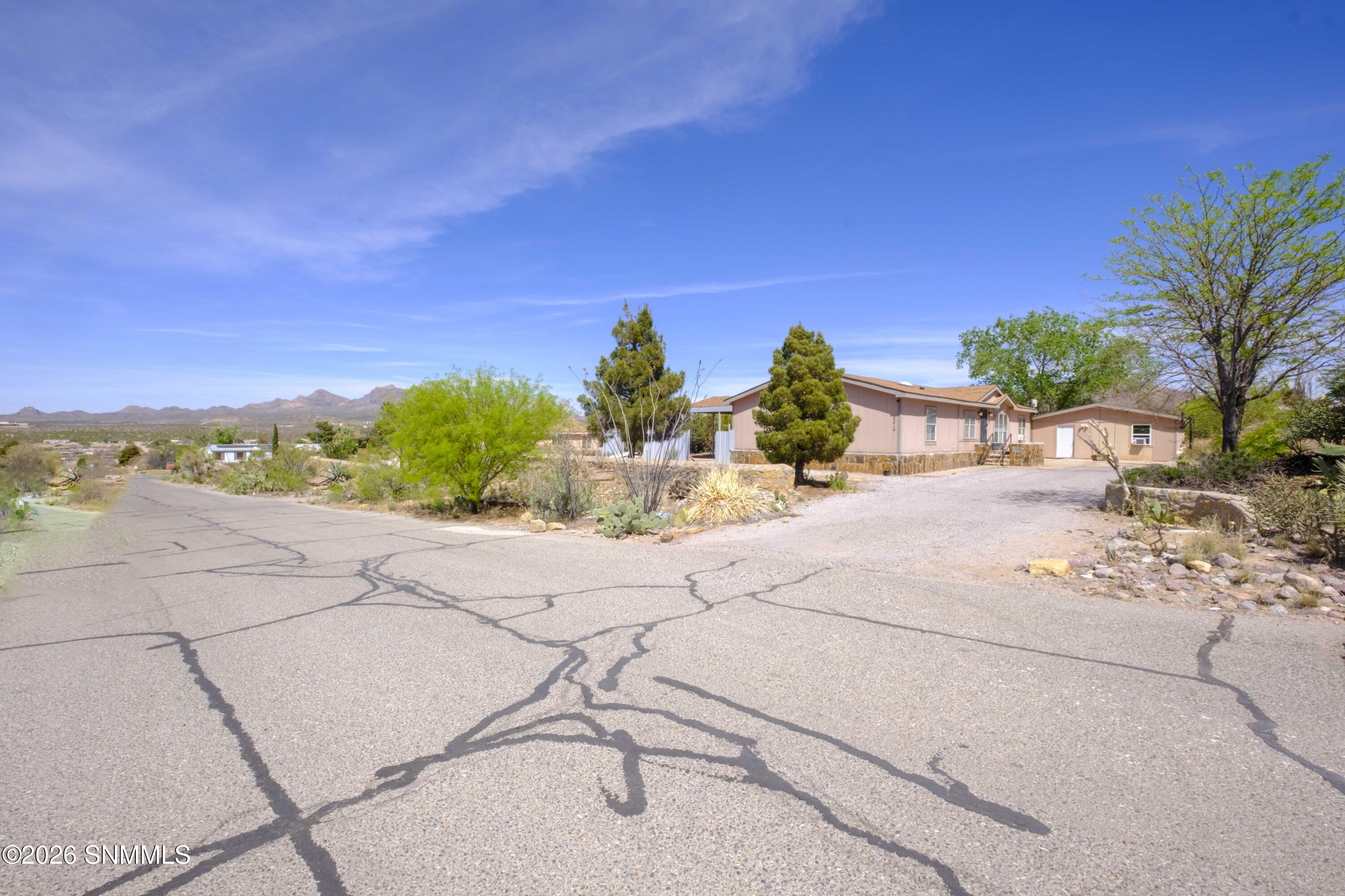 5214 Nana Trail Property Photo 4