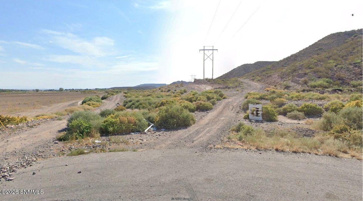 805, 825 Spring Canyon Road Property Photo 4