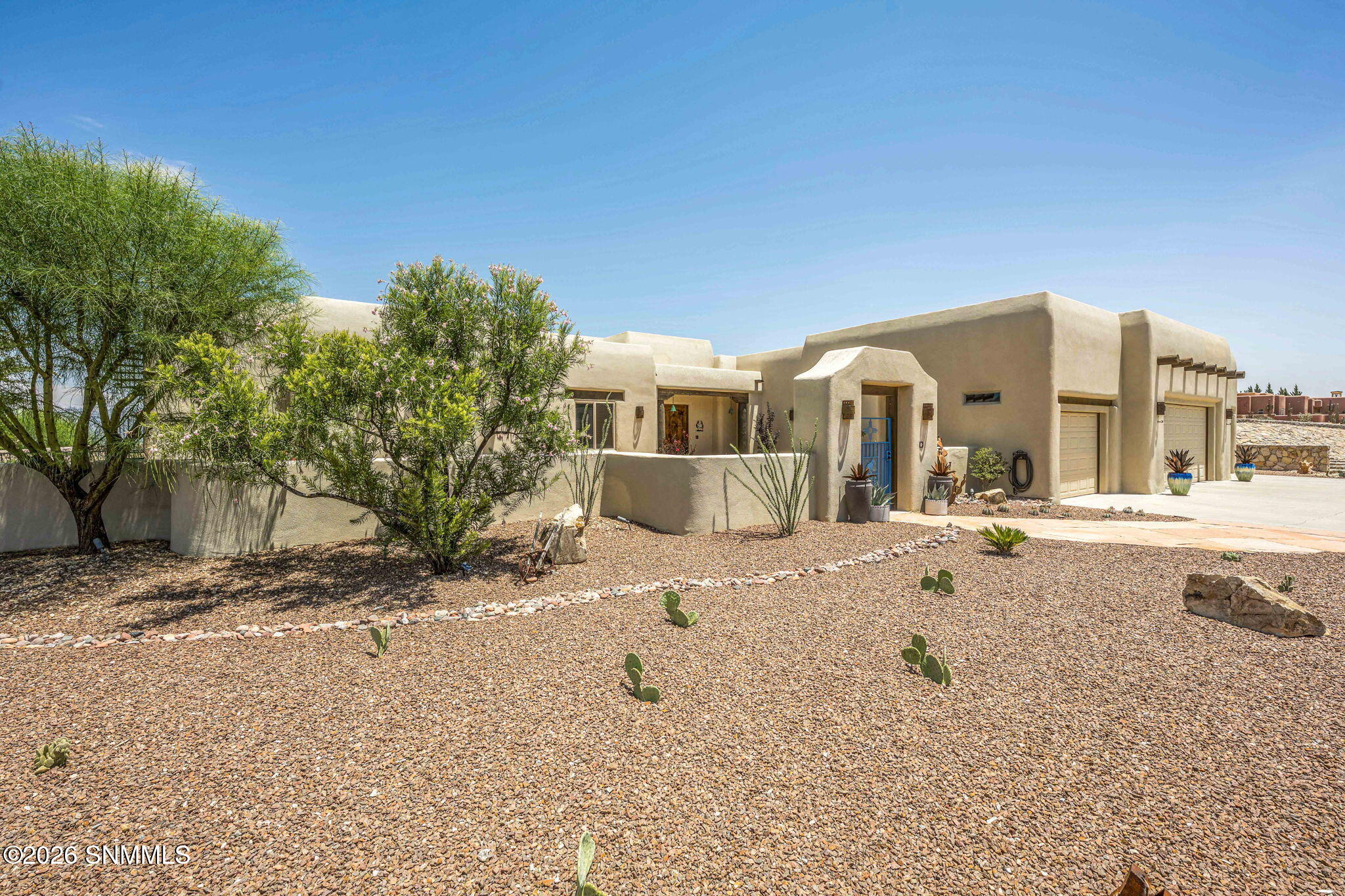 1228 Goldeneye Court Property Photo 1