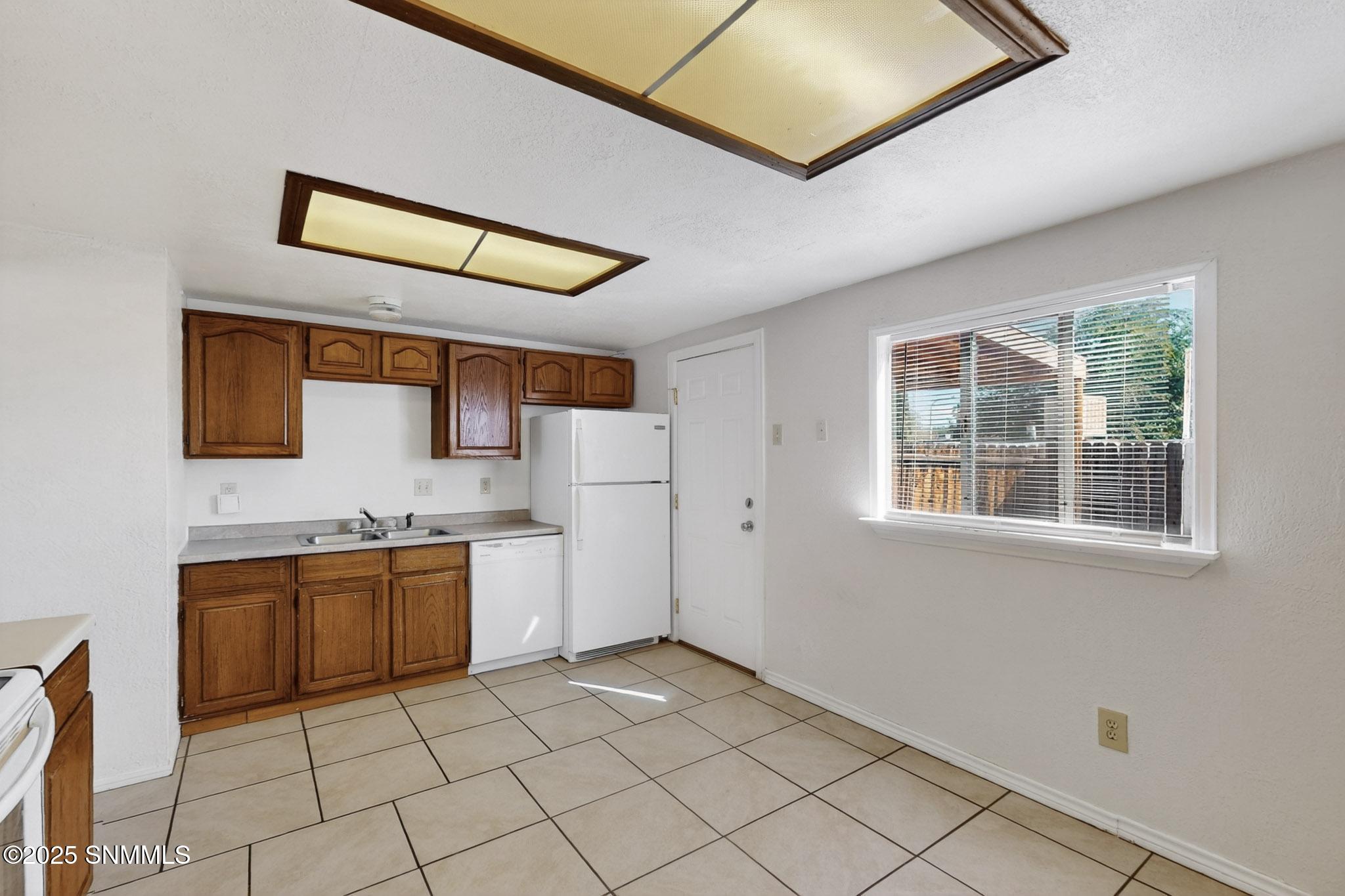 1640 E Idaho Avenue Property Photo 7