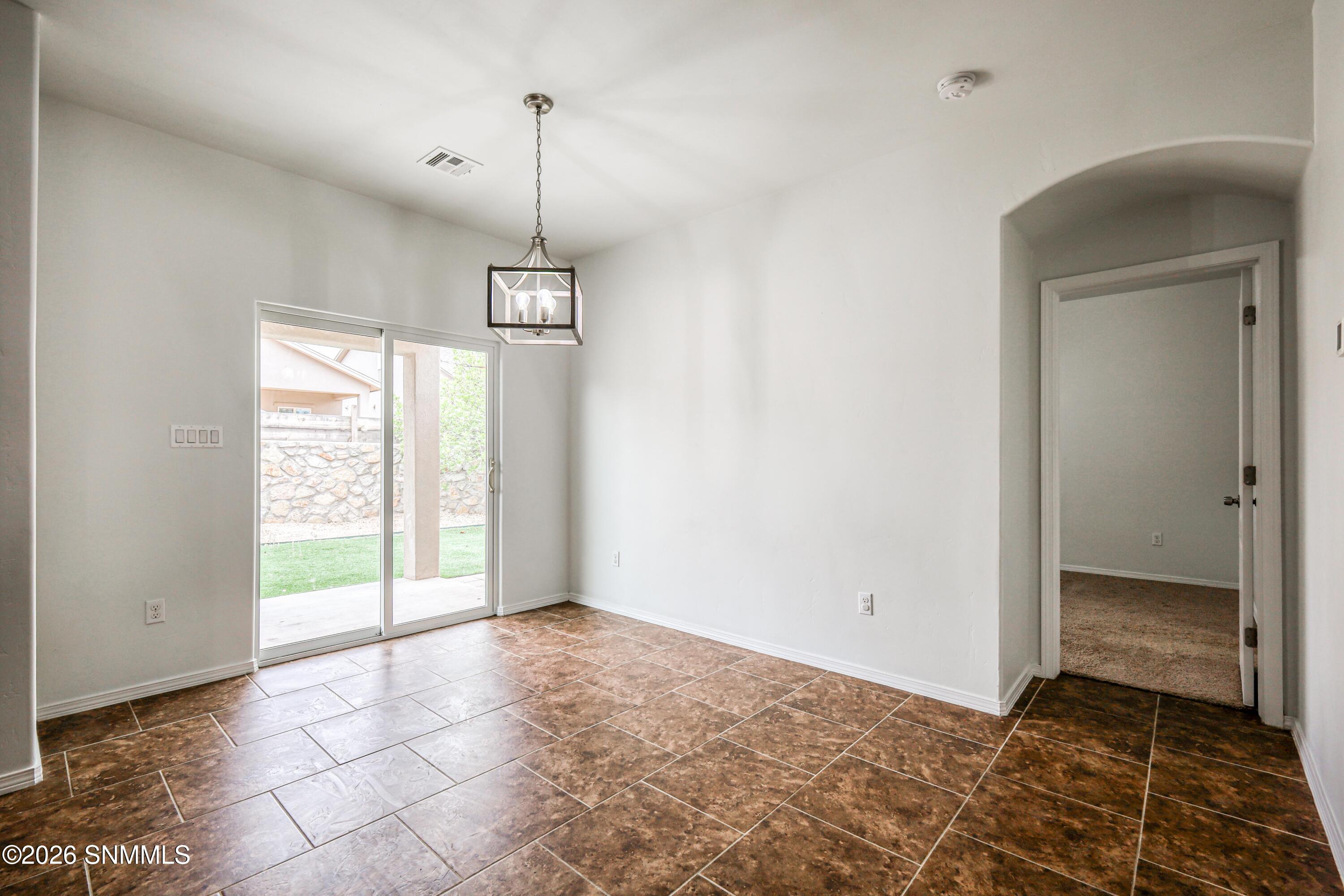 4844 Califa Avenue Property Photo 6