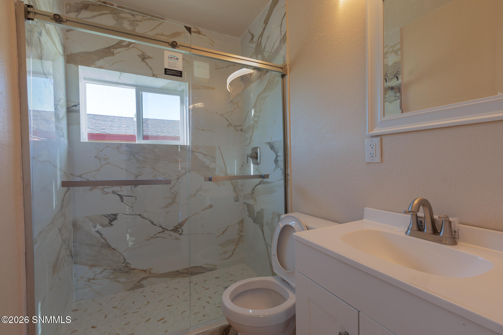 1220 W Hall Avenue Property Photo 15