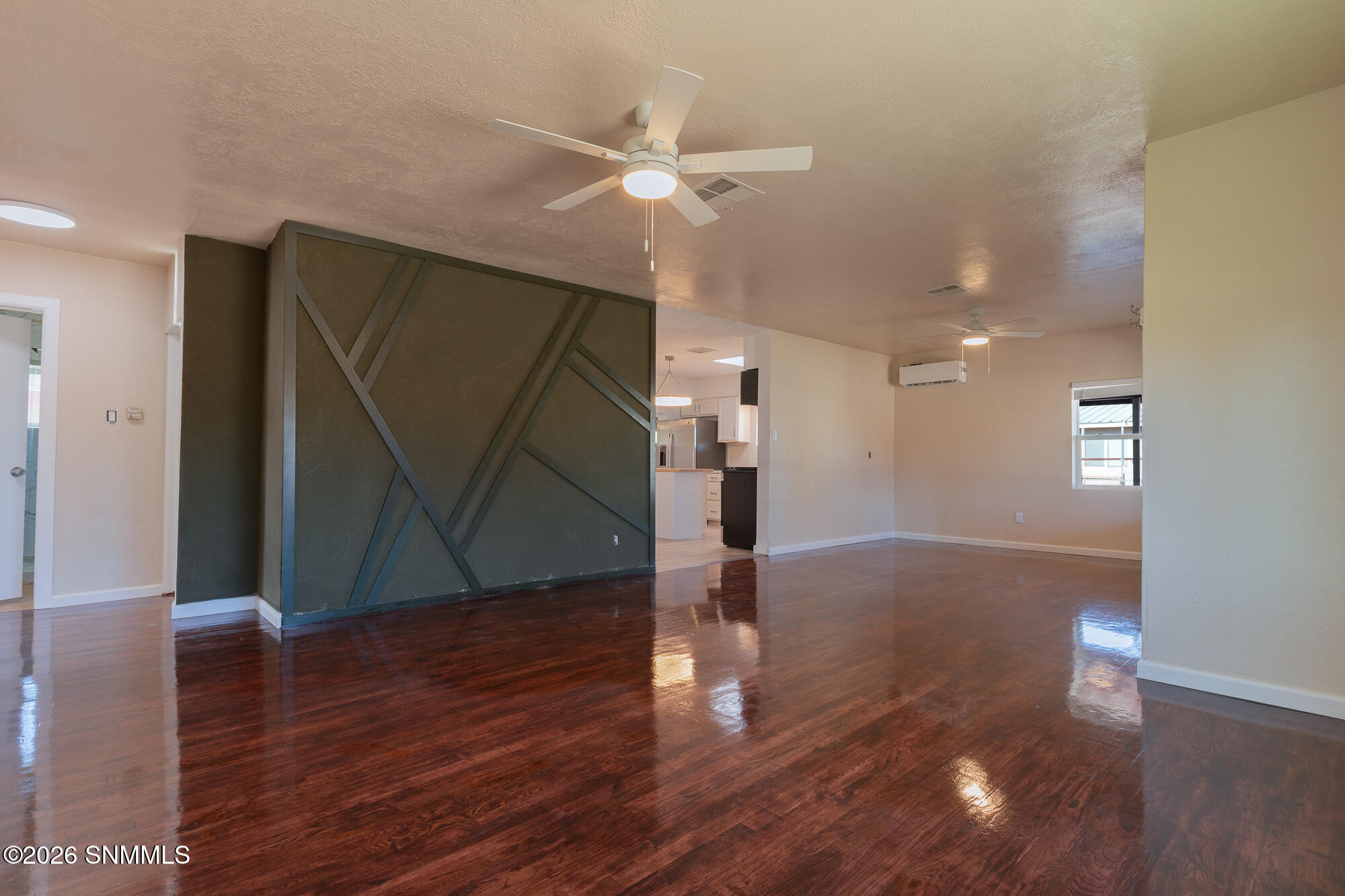1220 W Hall Avenue Property Photo 25