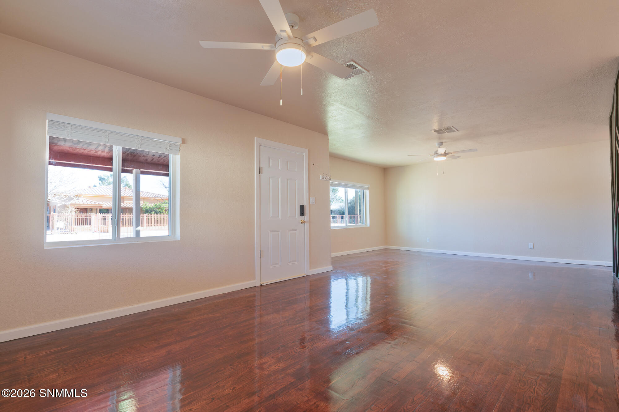 1220 W Hall Avenue Property Photo 27