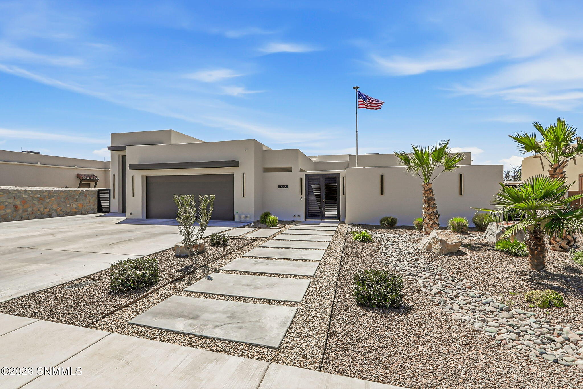 1832 Santanova Arc Property Photo 1