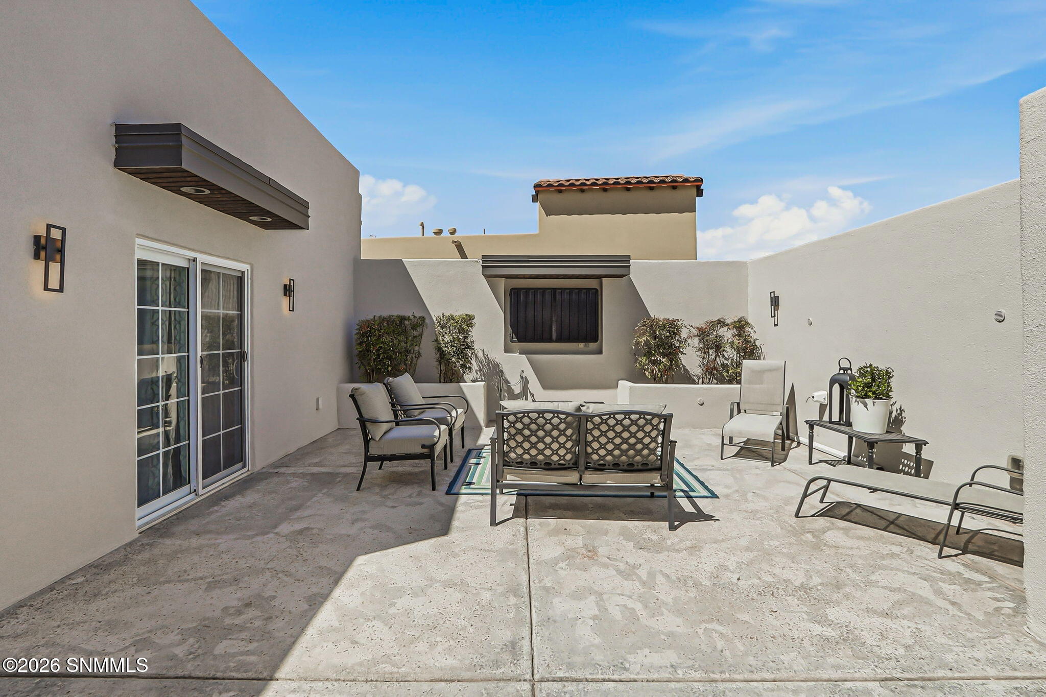 1832 Santanova Arc Property Photo 4