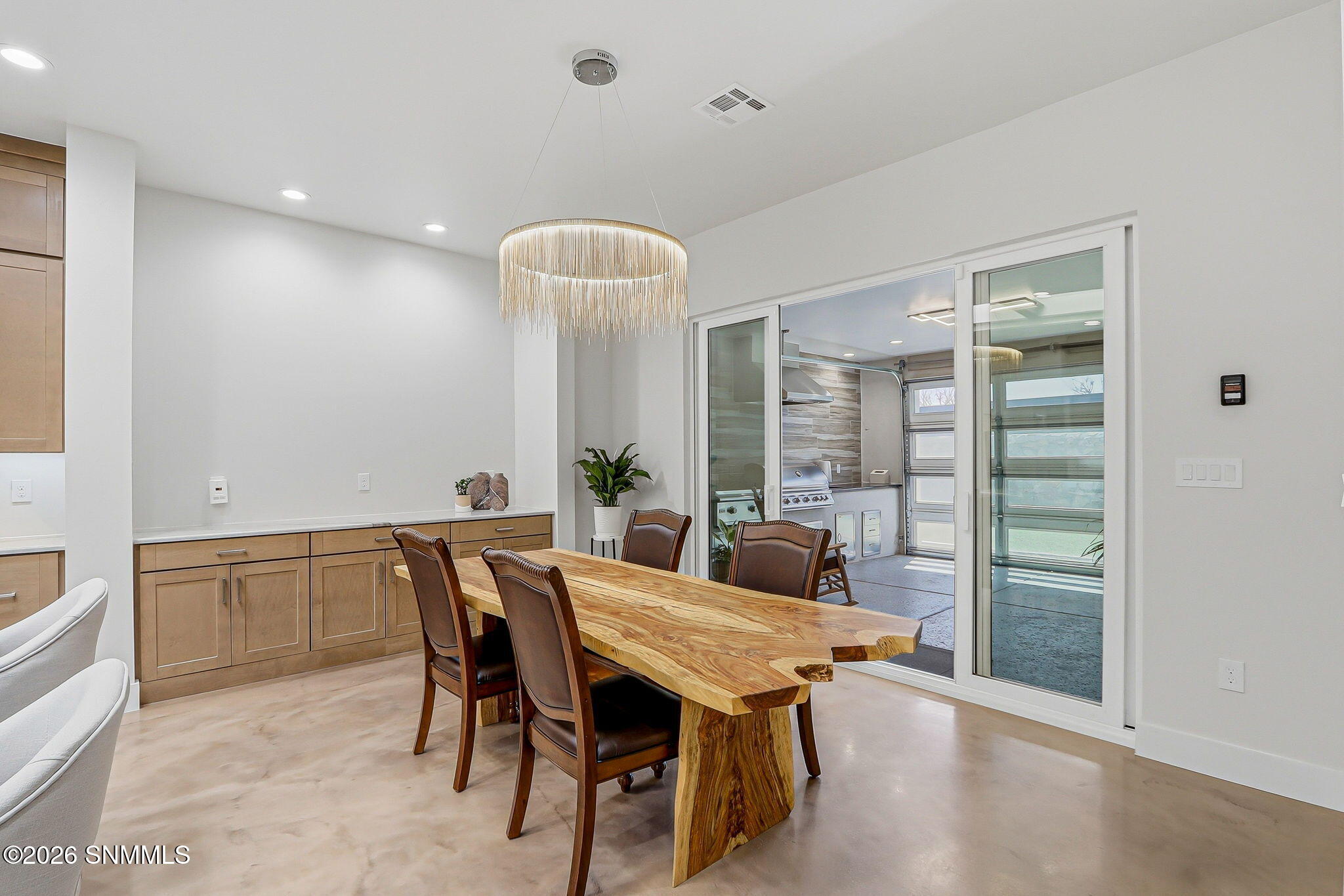 1832 Santanova Arc Property Photo 20