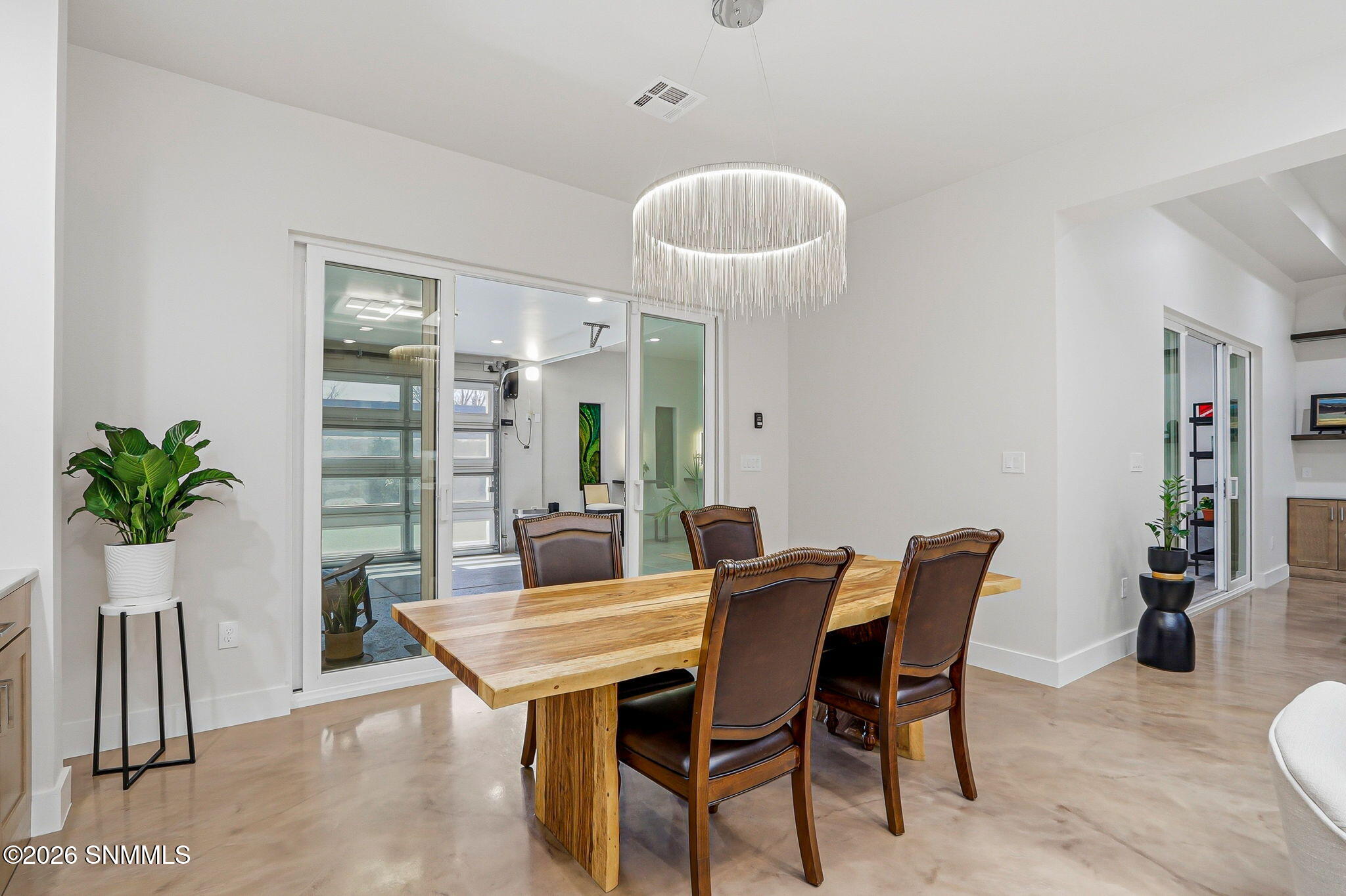 1832 Santanova Arc Property Photo 27