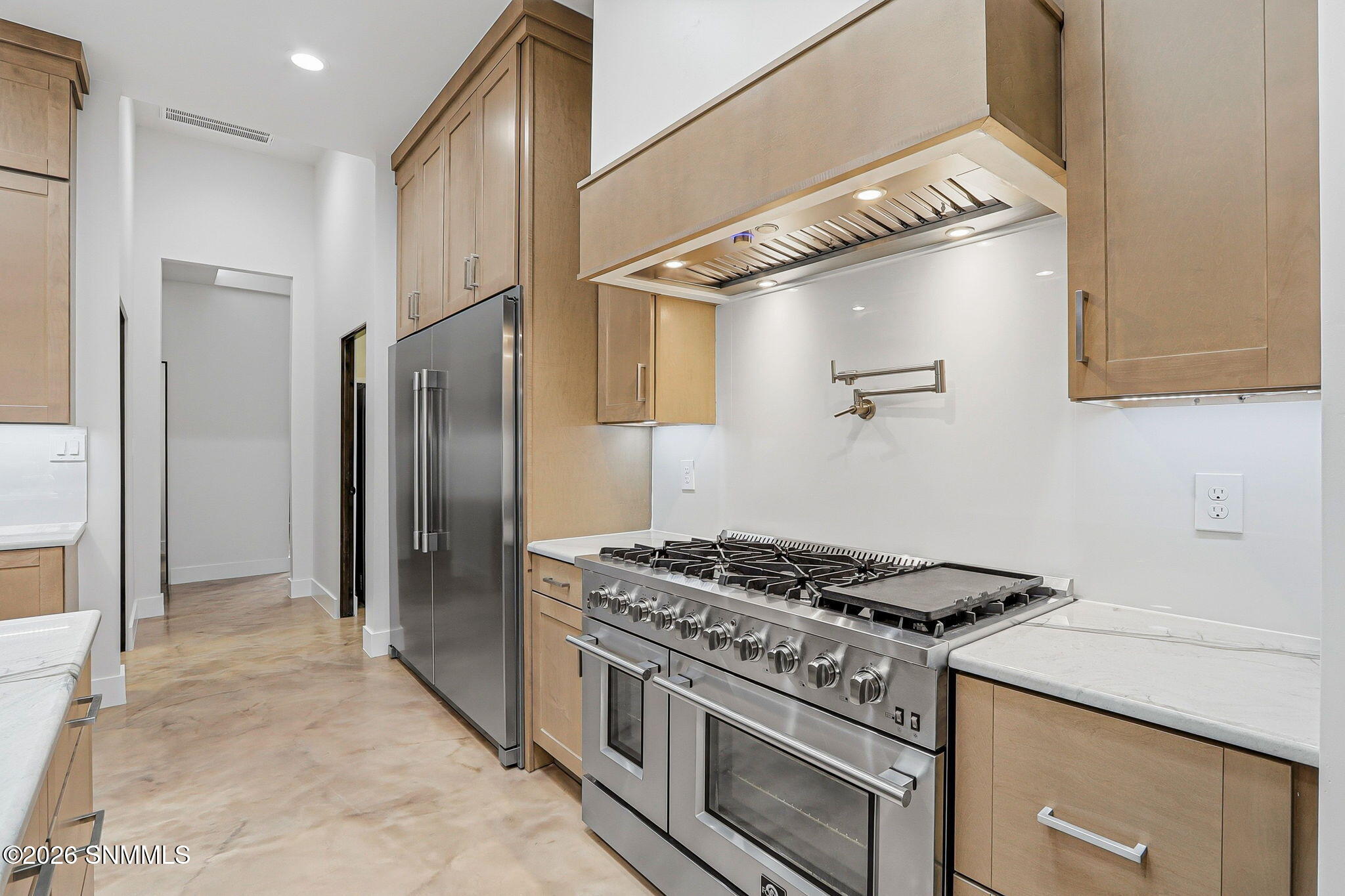 1832 Santanova Arc Property Photo 29