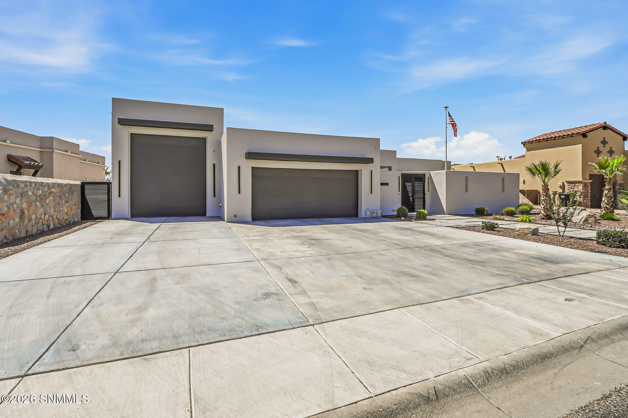 1832 Santanova Arc Property Photo 80