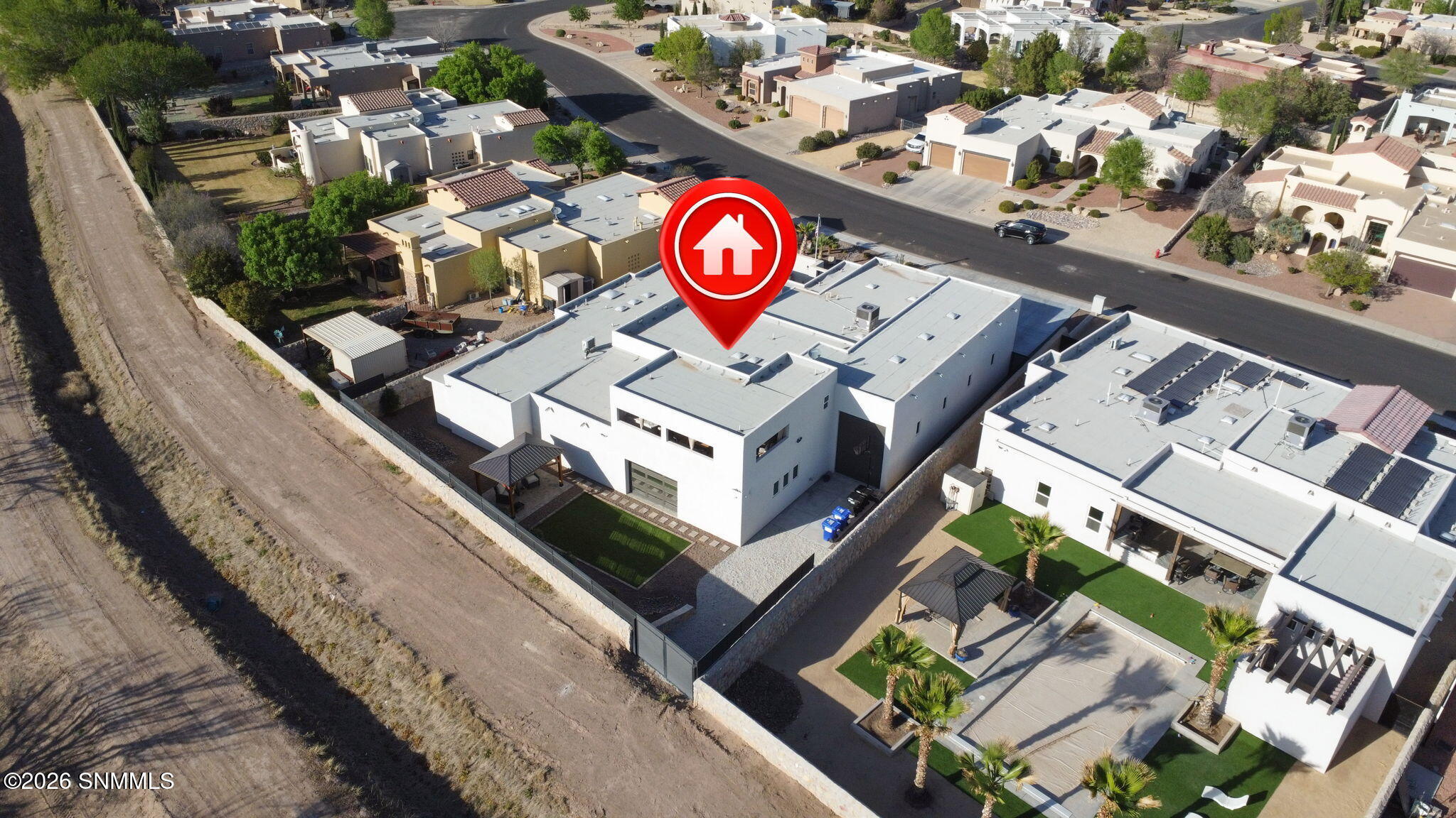 1832 Santanova Arc Property Photo 87