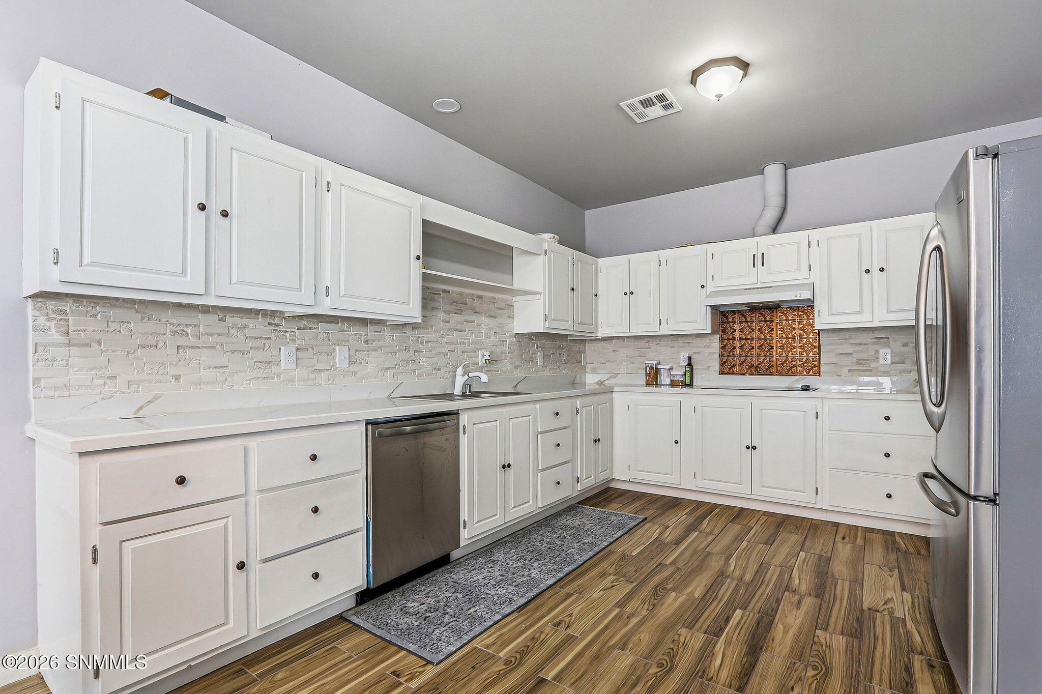 2601048 Property Photo 8