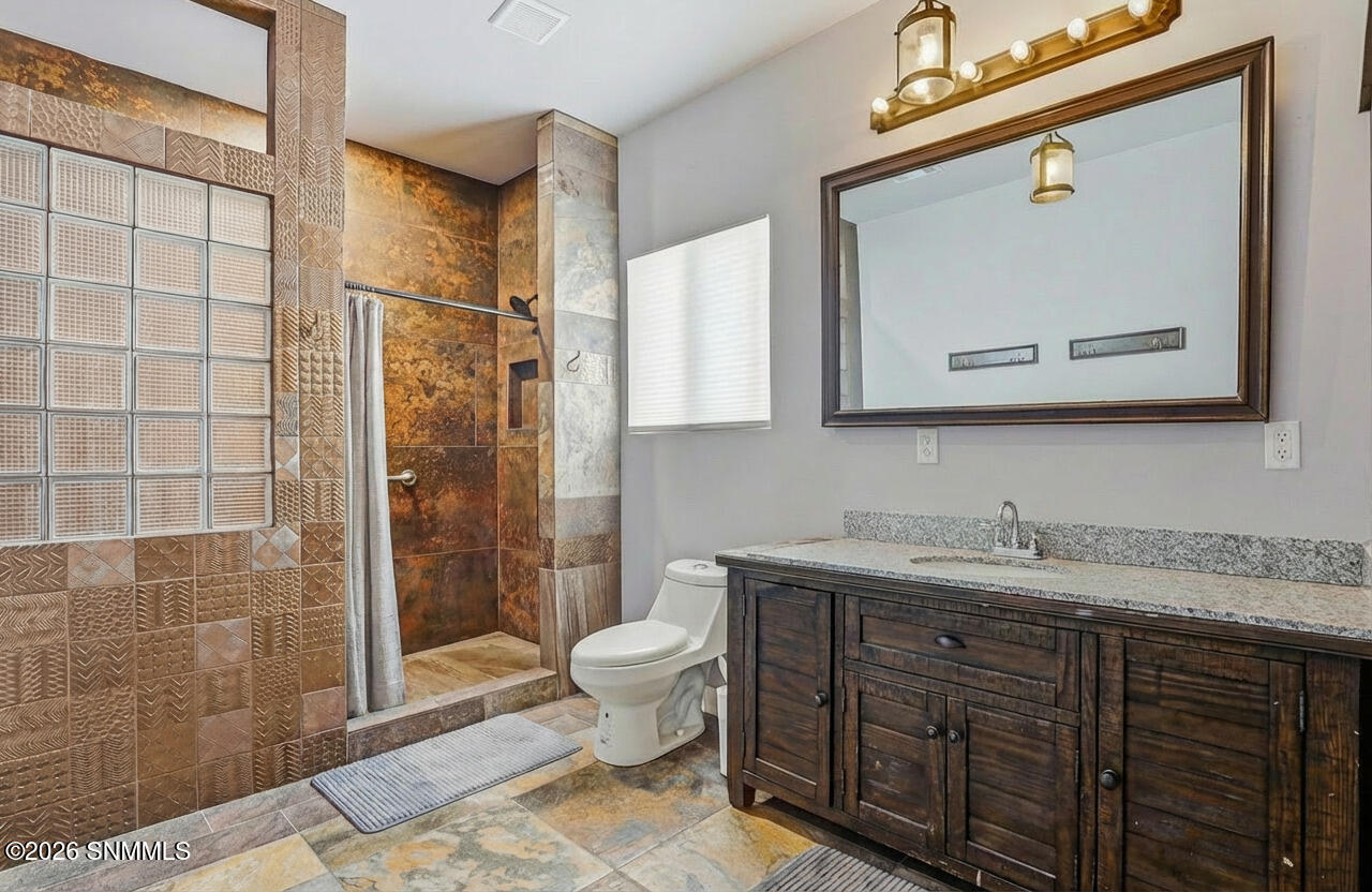 2601048 Property Photo 15