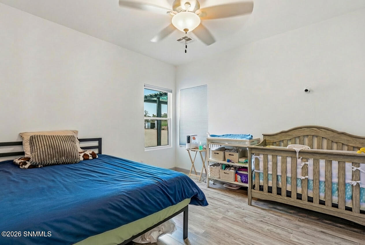 2601048 Property Photo 26