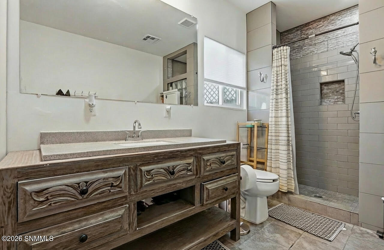 2601048 Property Photo 27