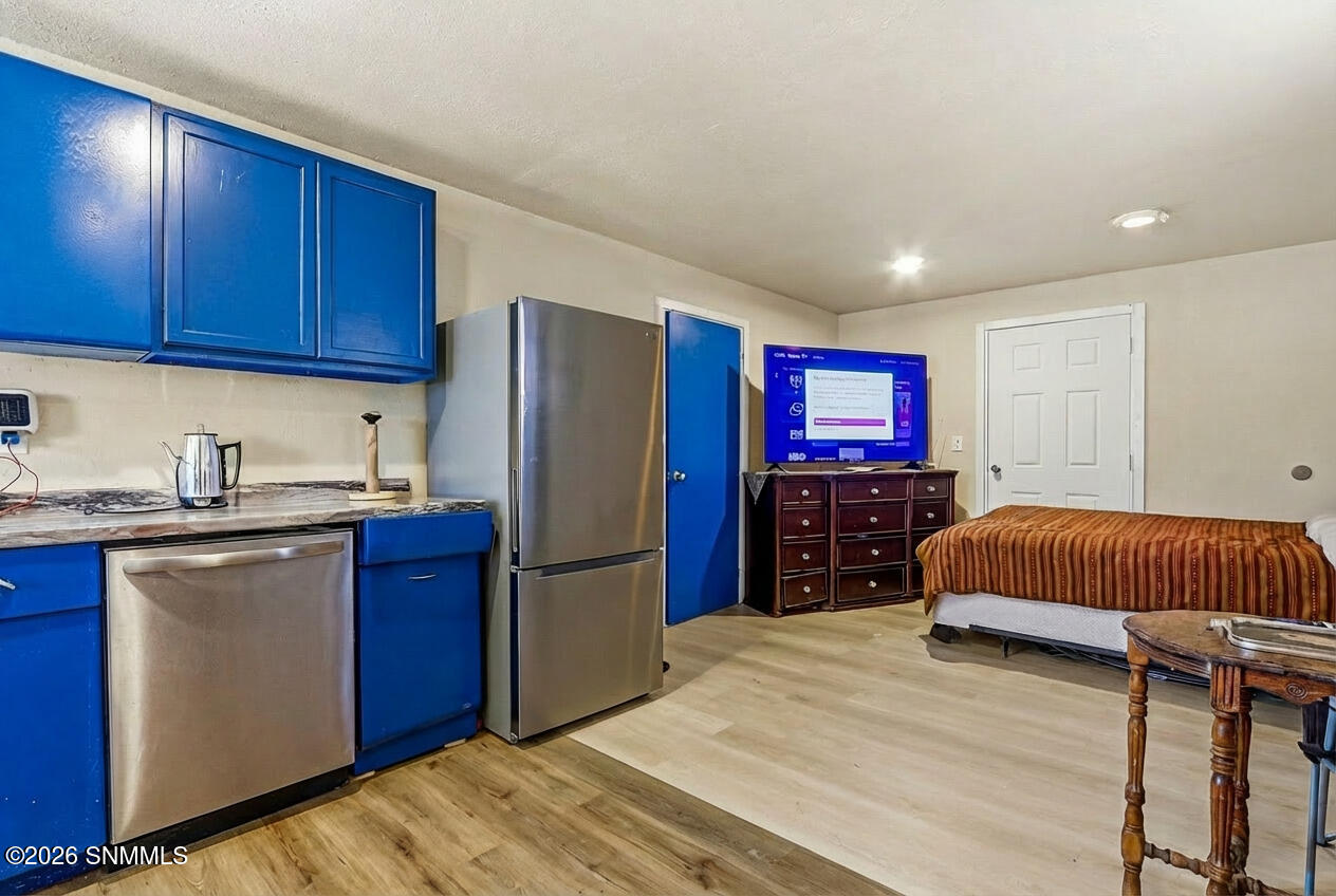 2601048 Property Photo 36