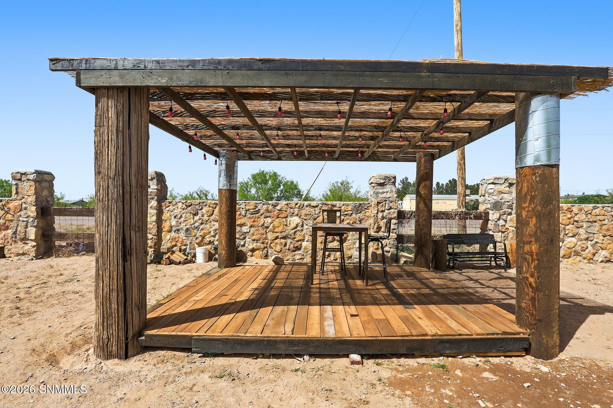 2601048 Property Photo 39