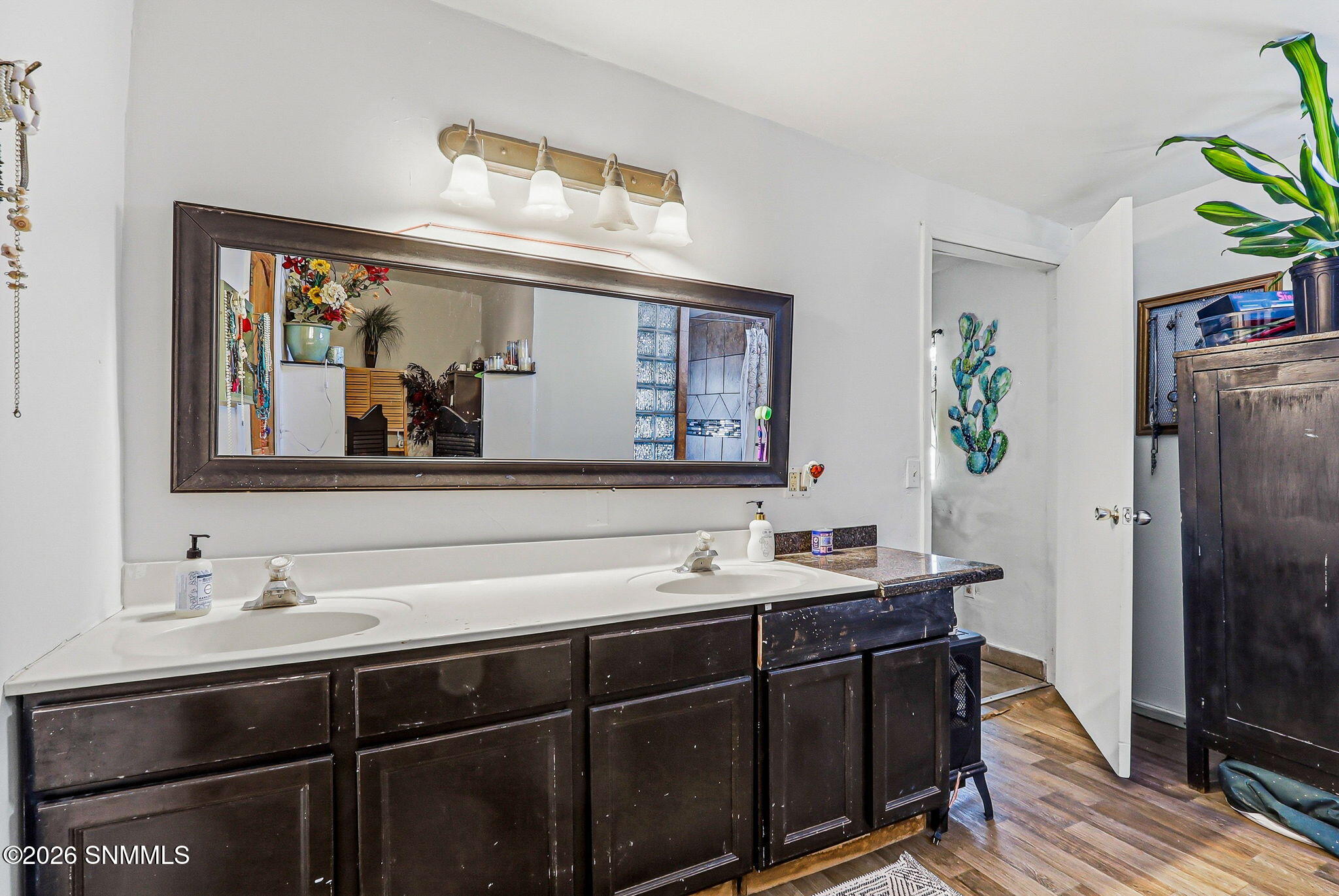 2601048 Property Photo 61