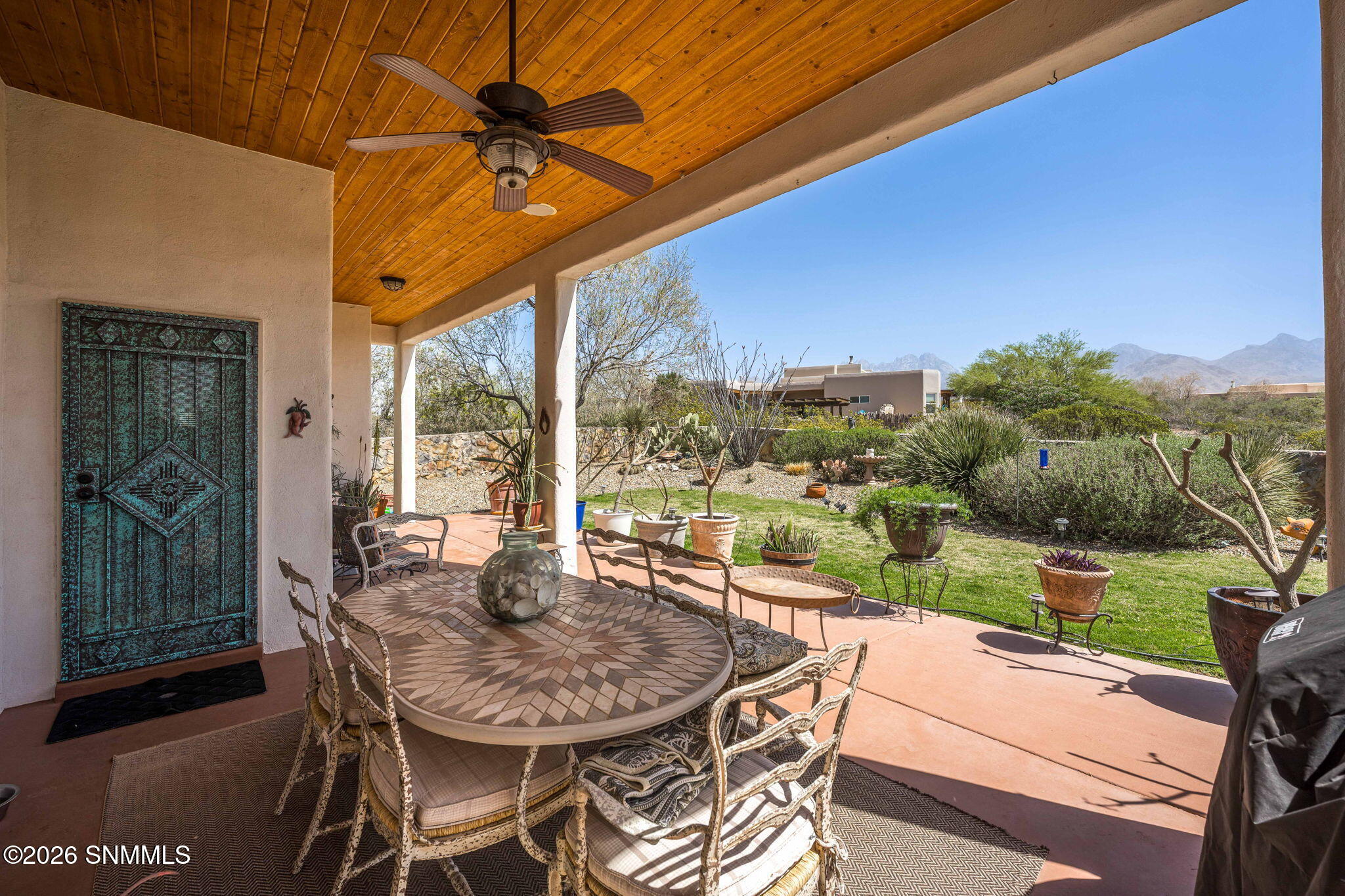 4009 Firethorn Court Property Photo 6