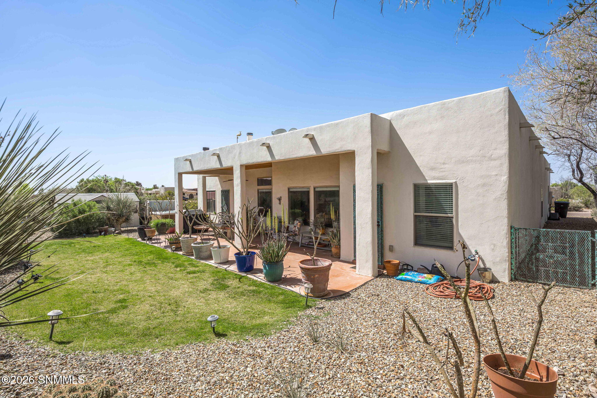 4009 Firethorn Court Property Photo 7