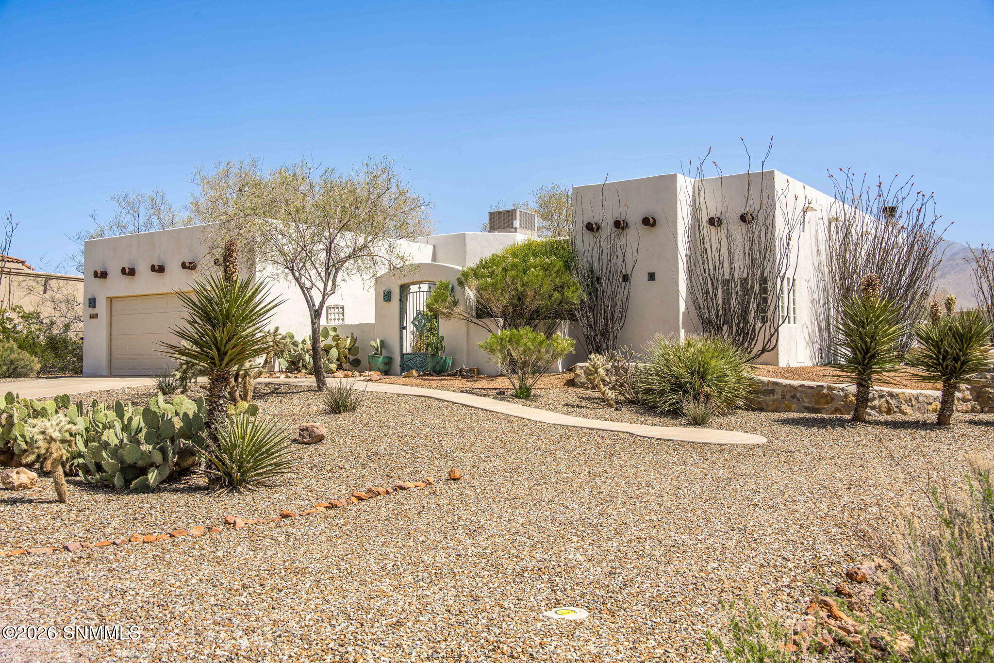 4009 Firethorn Court Property Photo 10