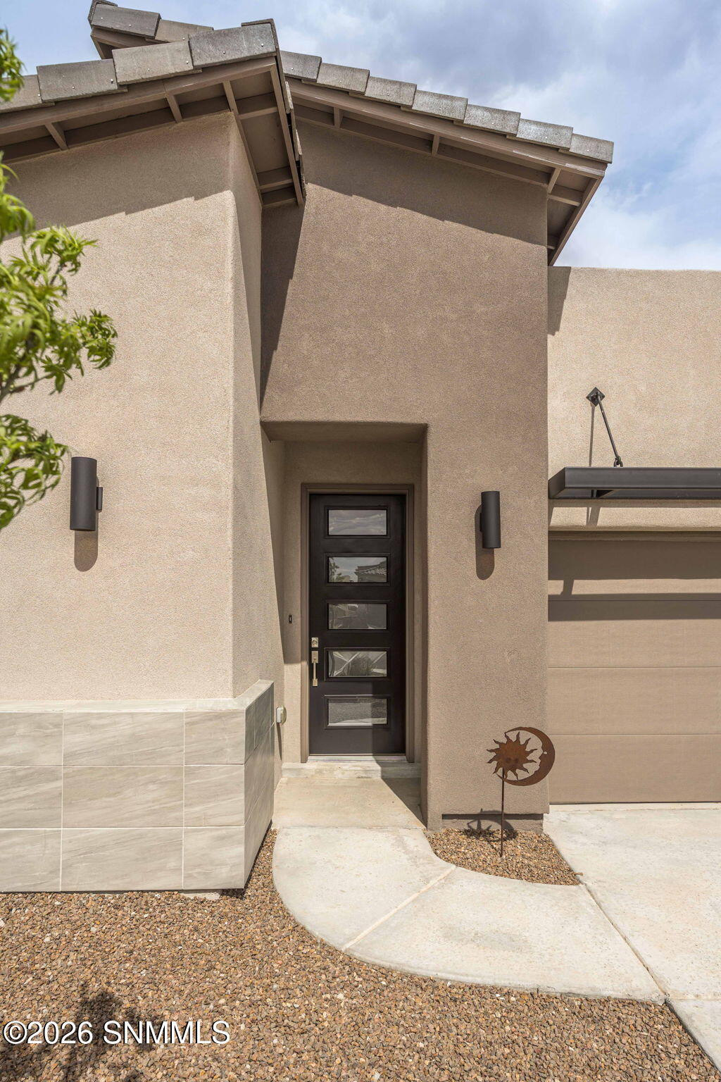 7610 Blue Star Loop Property Photo 3