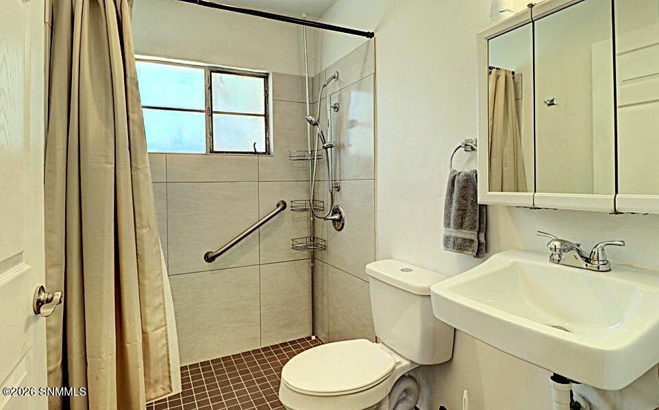 2000 E Idaho Avenue Property Photo 9