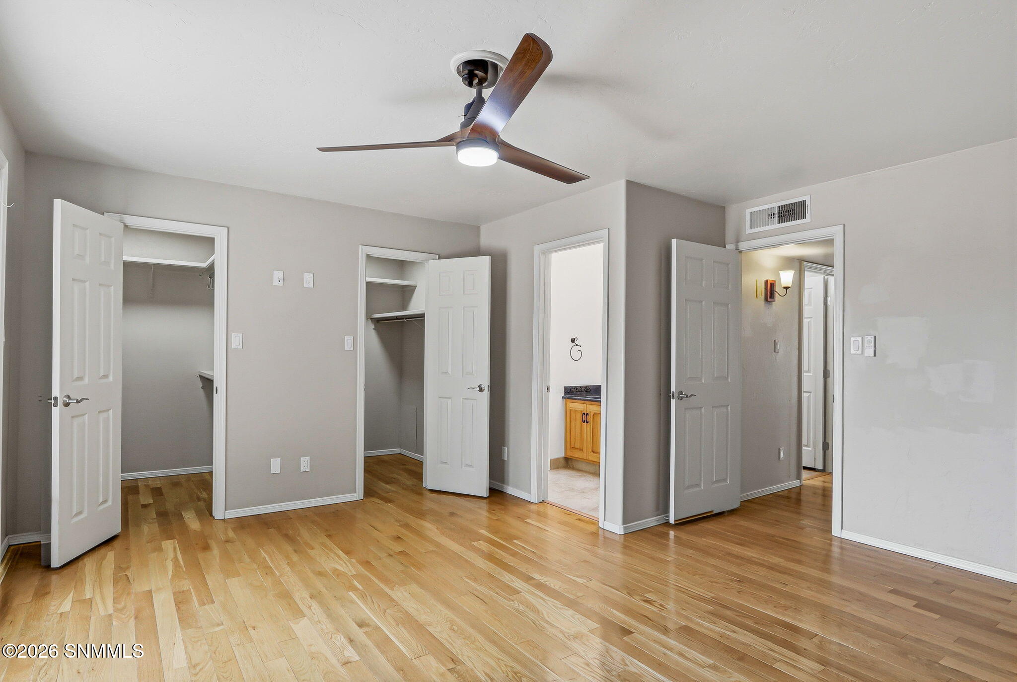 565 Carver Road Property Photo 15