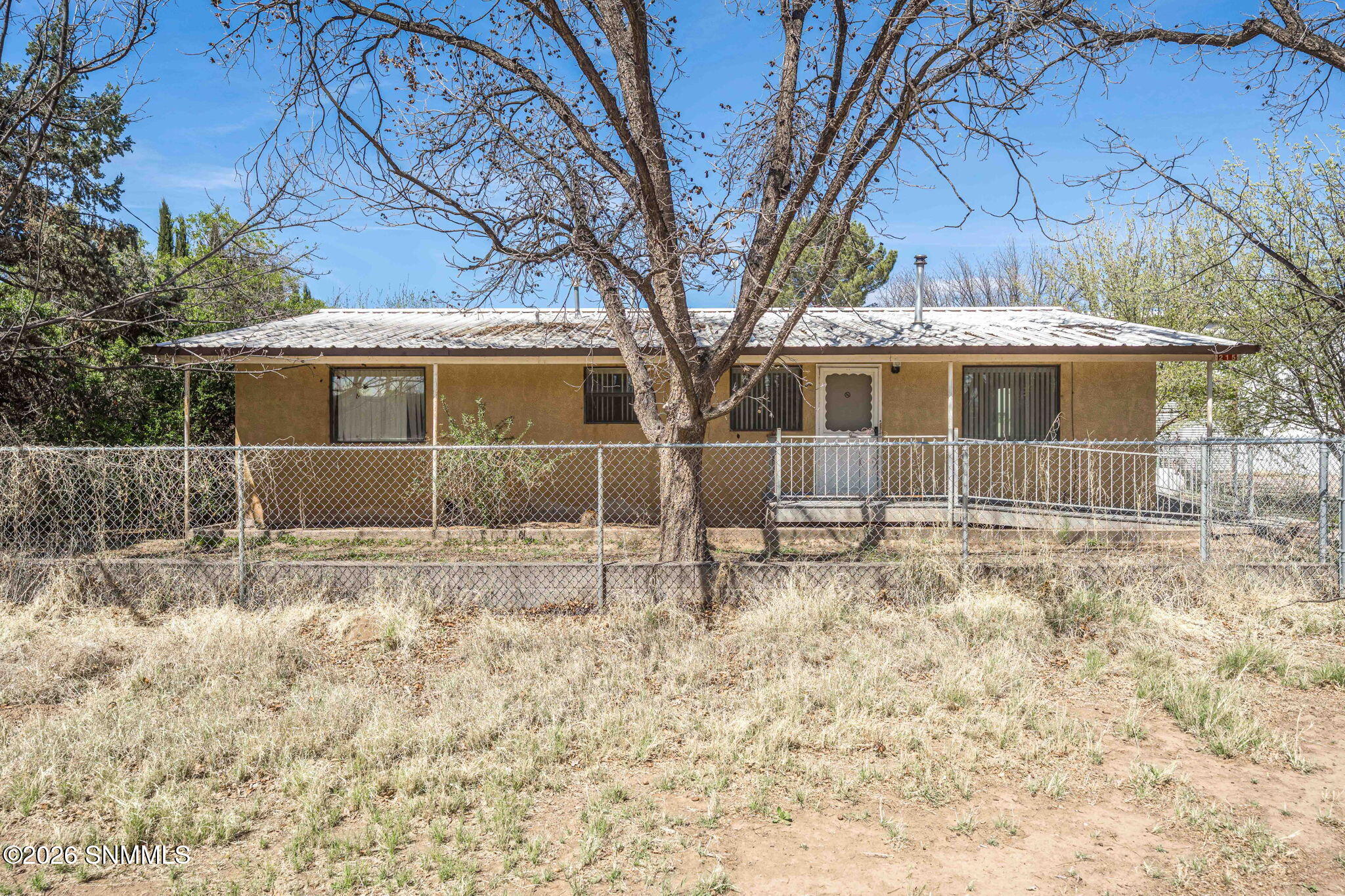 215 Polvadera Avenue Property Photo 2
