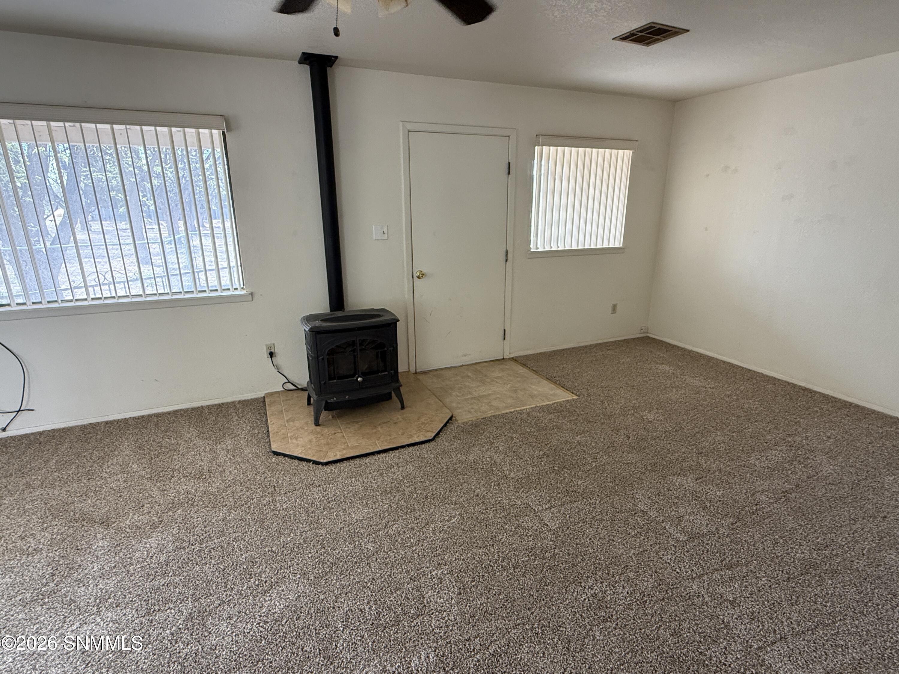 215 Polvadera Avenue Property Photo 5