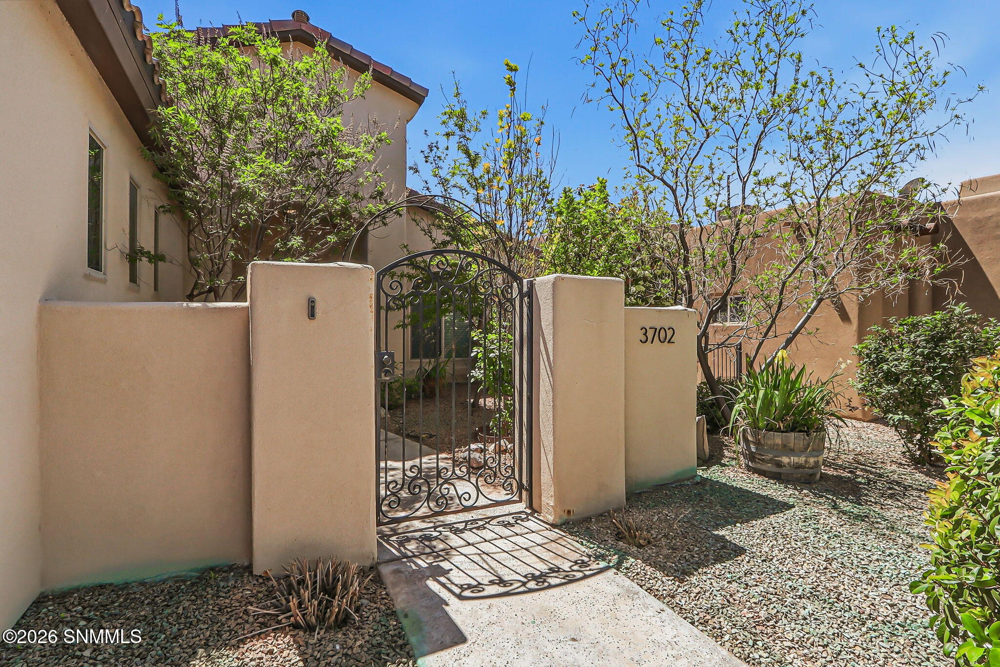 3702 San Clemente Avenue Property Photo 2