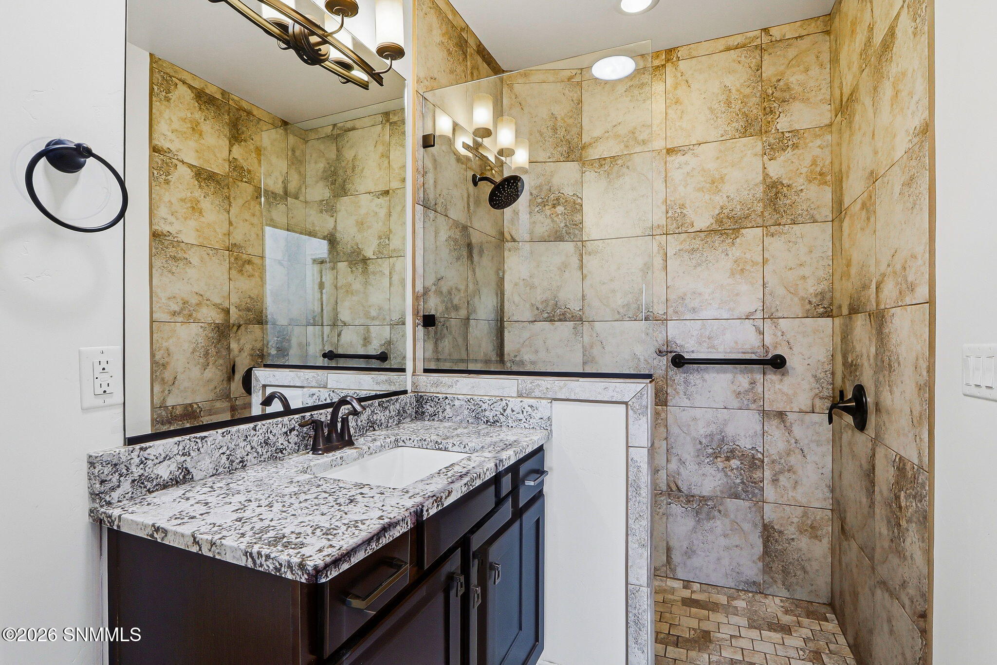 3702 San Clemente Avenue Property Photo 31