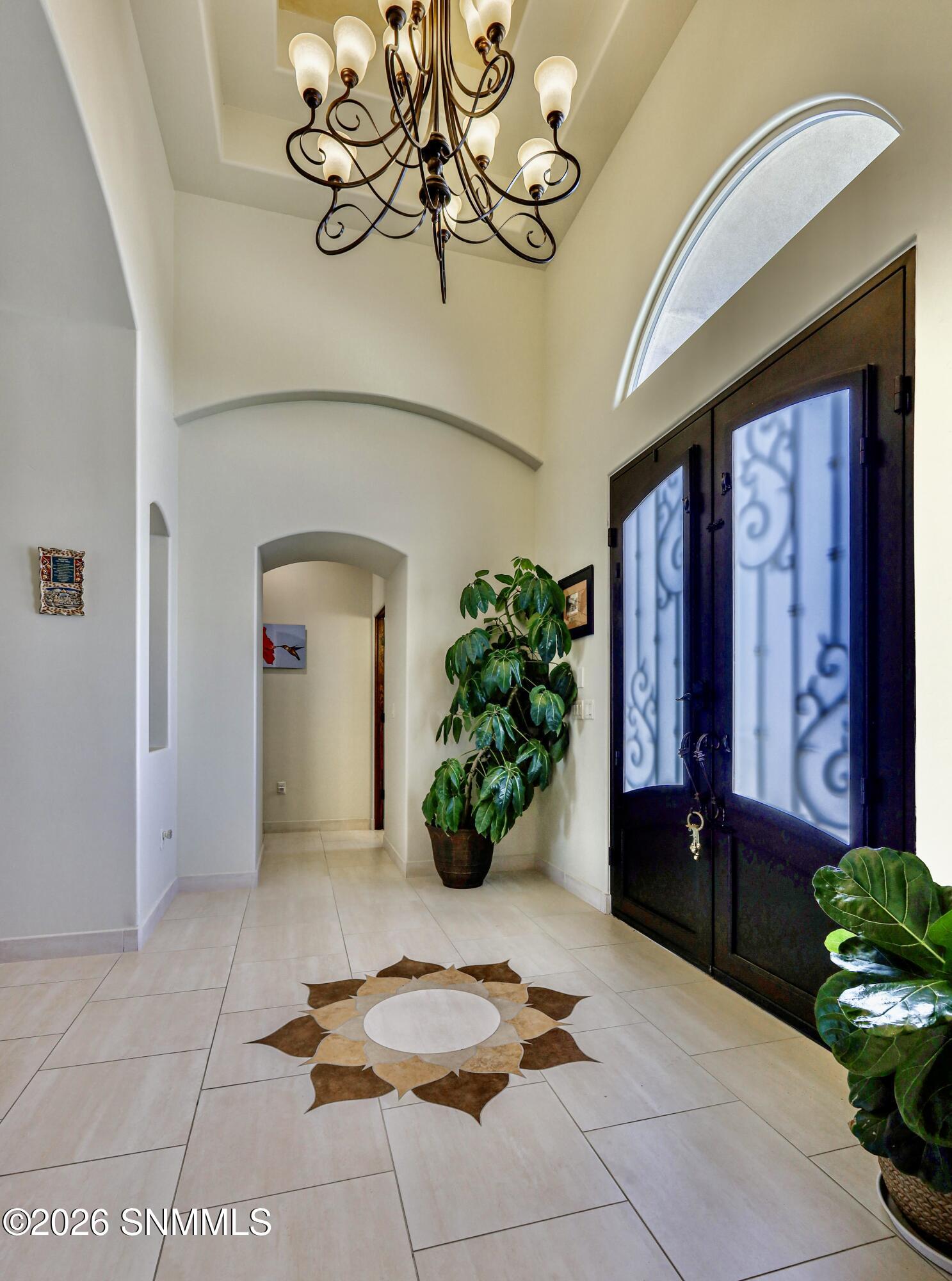 5545 Via Segura Property Photo 7